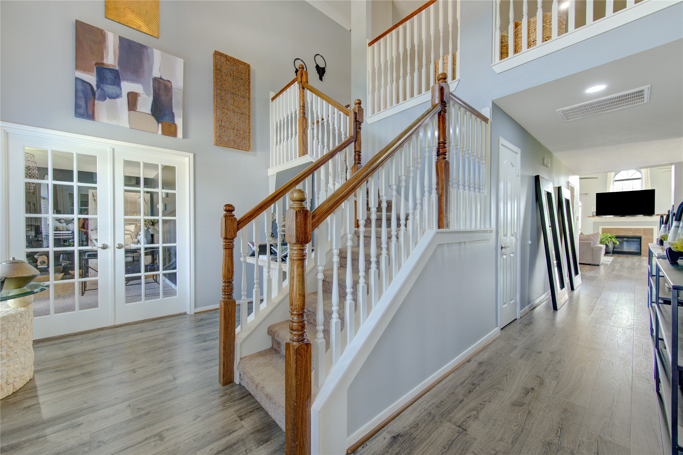 6627 Marble Falls Lane Property Photo 5