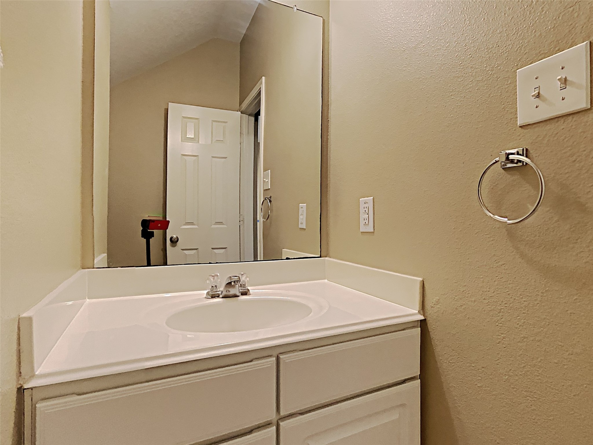 2311 Stiller Ridge Way Property Photo 5