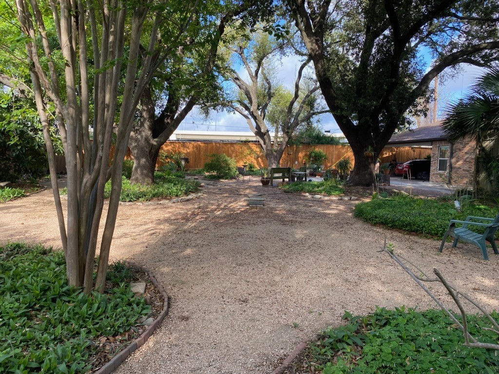 1603 Fawnhope Drive Property Photo 14