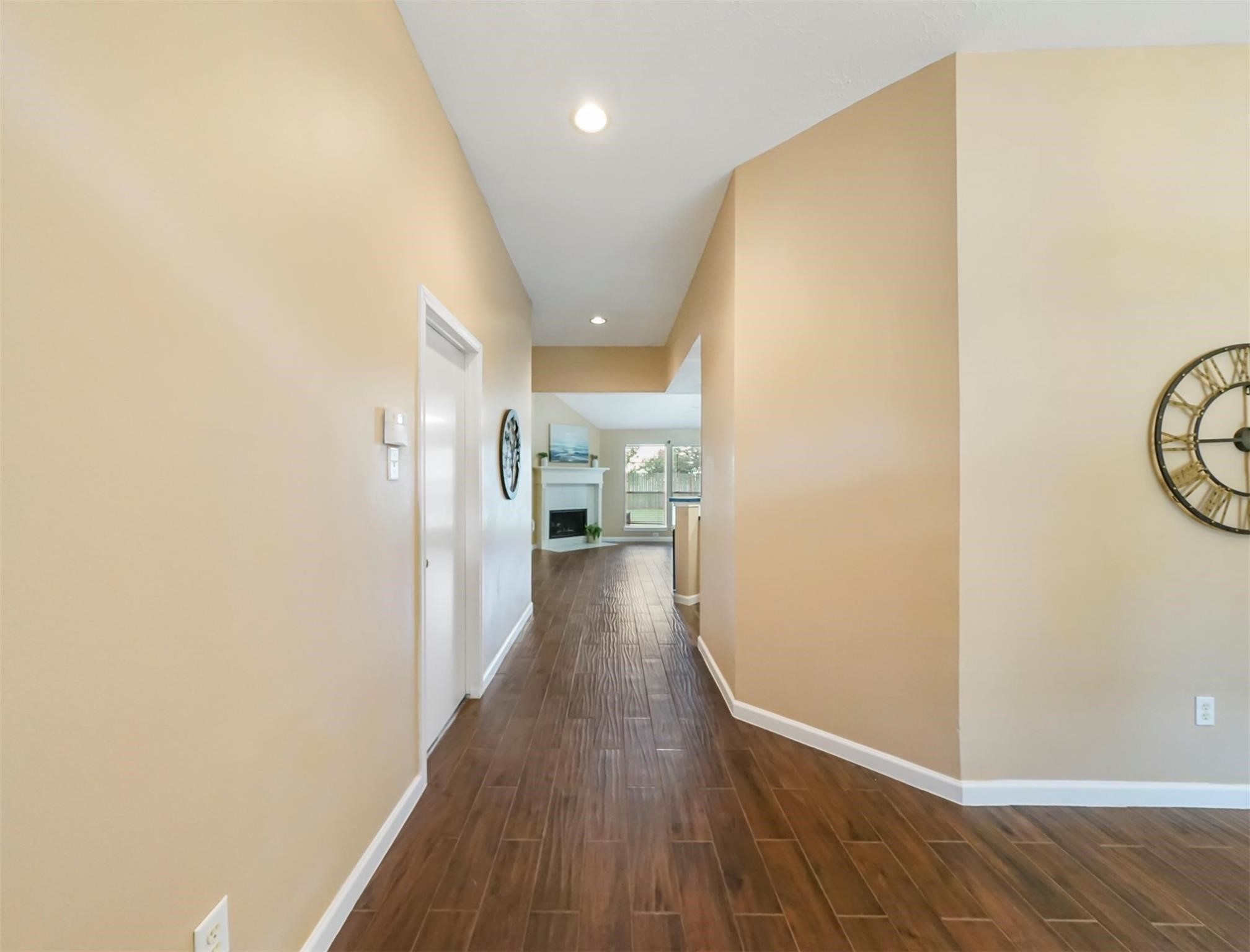 5219 Bay Pines Drive Property Photo 3