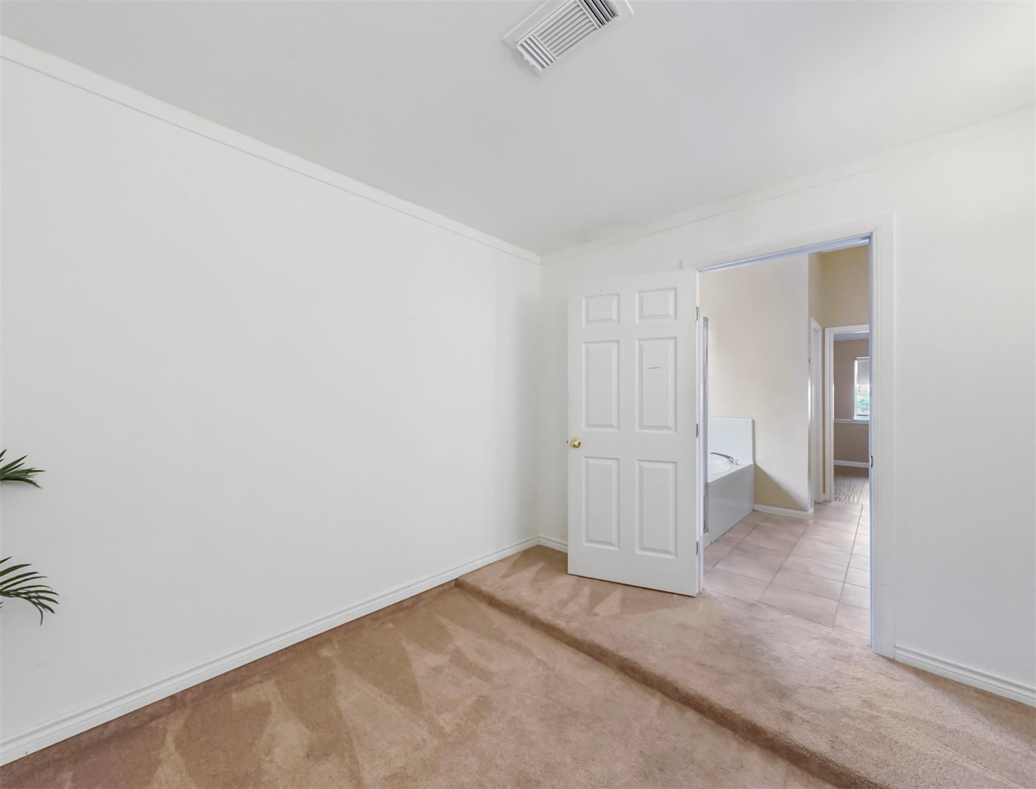 5219 Bay Pines Drive Property Photo 15