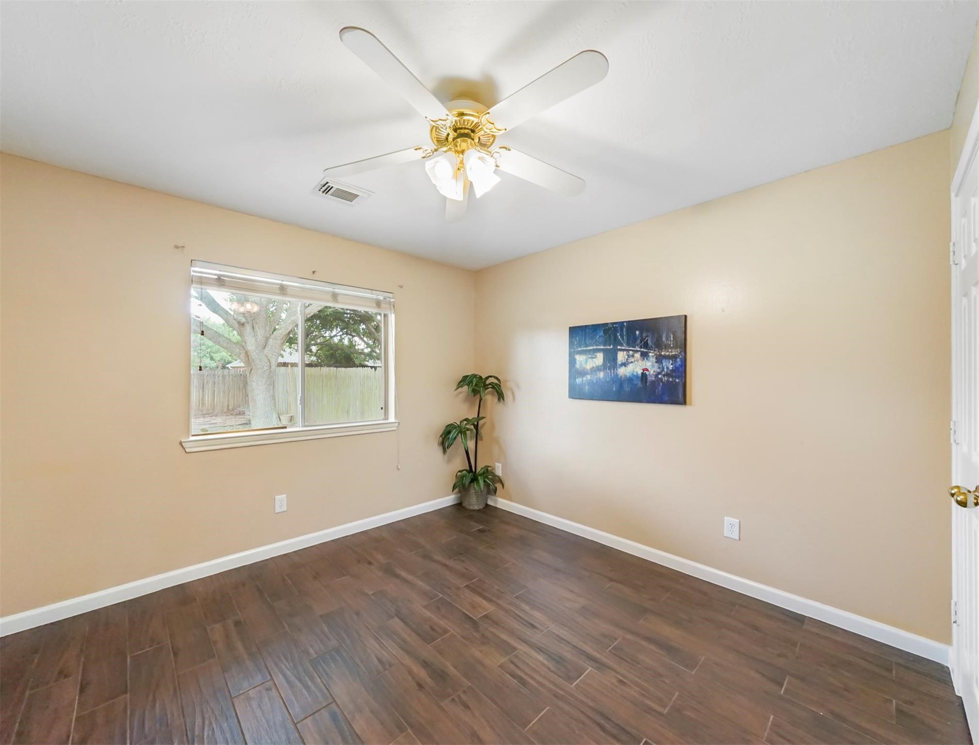 5219 Bay Pines Drive Property Photo 17