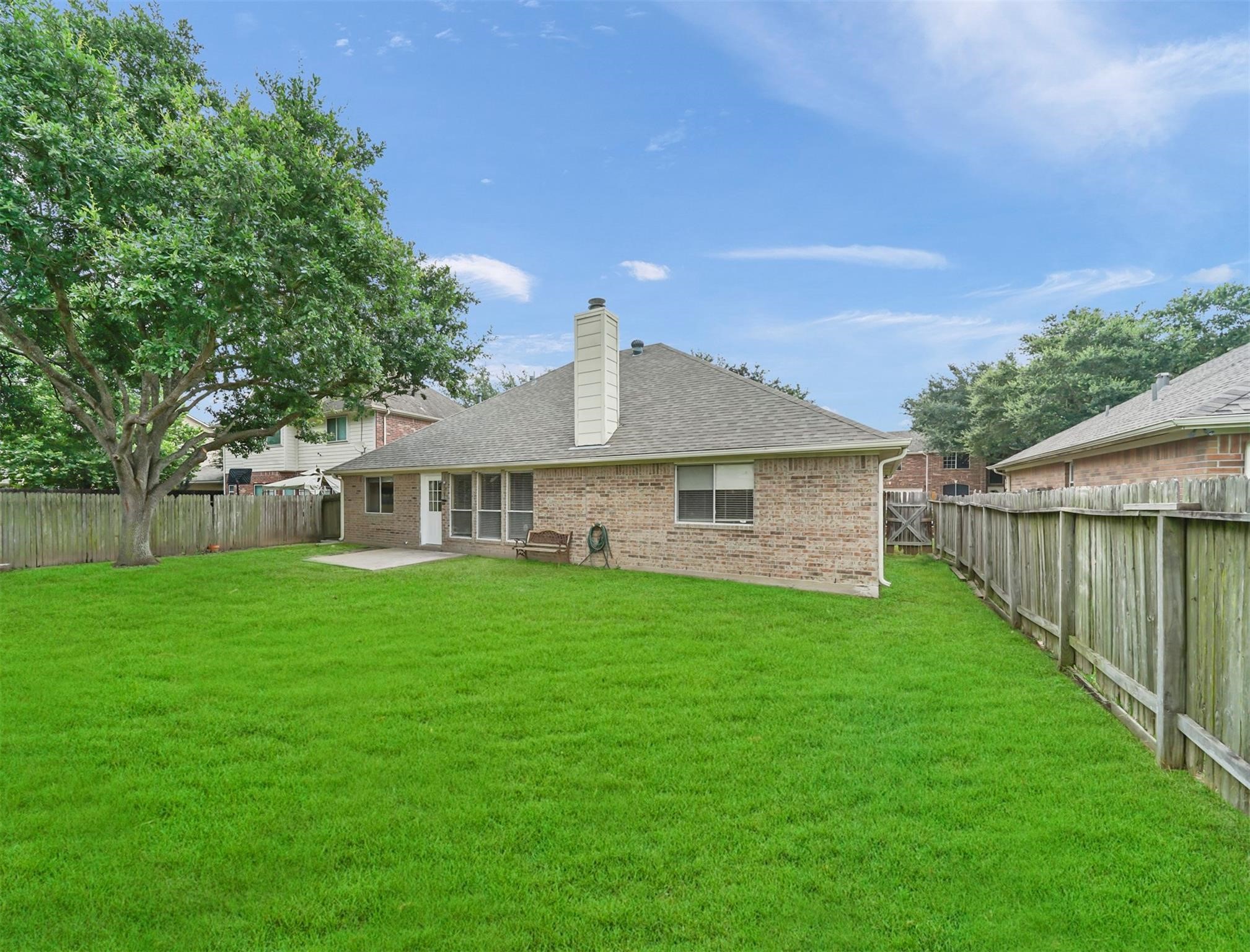 5219 Bay Pines Drive Property Photo 21