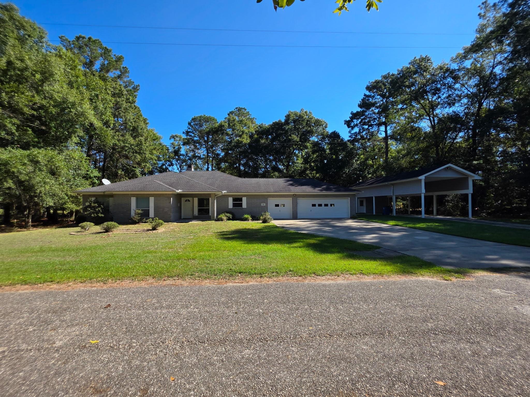210 Hickory, Village Mills TX 77663
