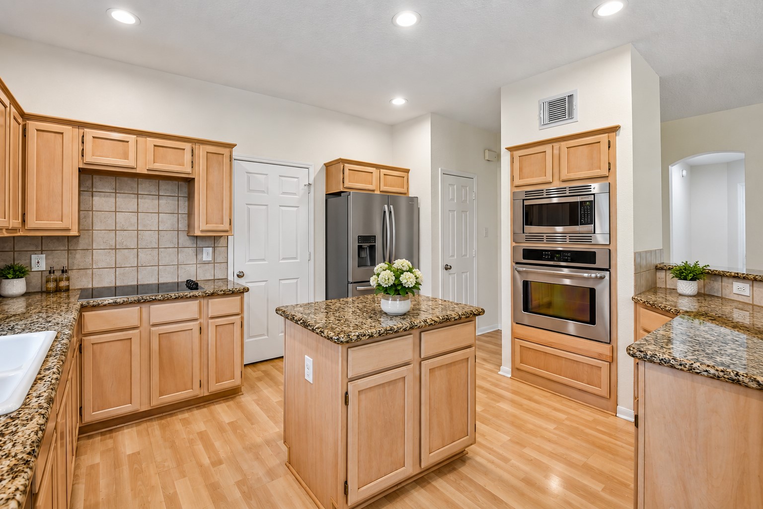 14010 Hazel Ridge Court Property Photo 15