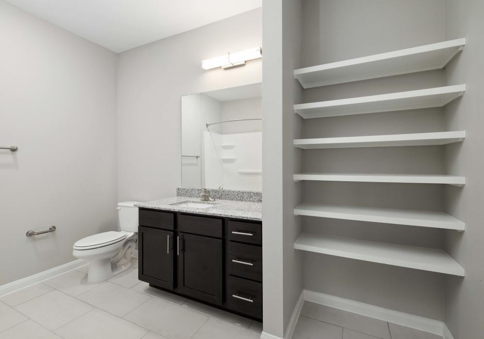 13411 Fm812 Road 10104 Property Photo 11