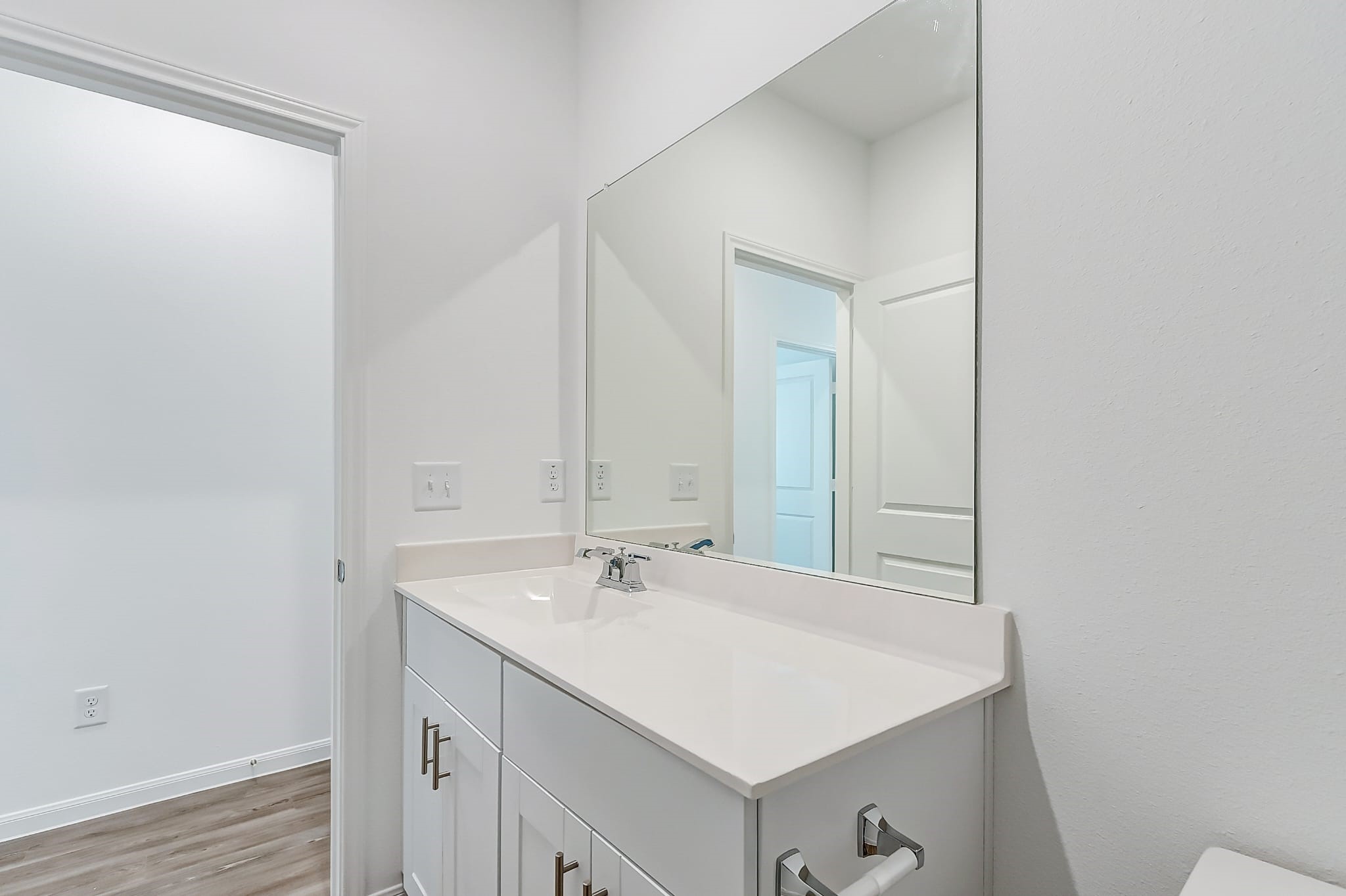 17815 Fox Nut Lane Property Photo 4