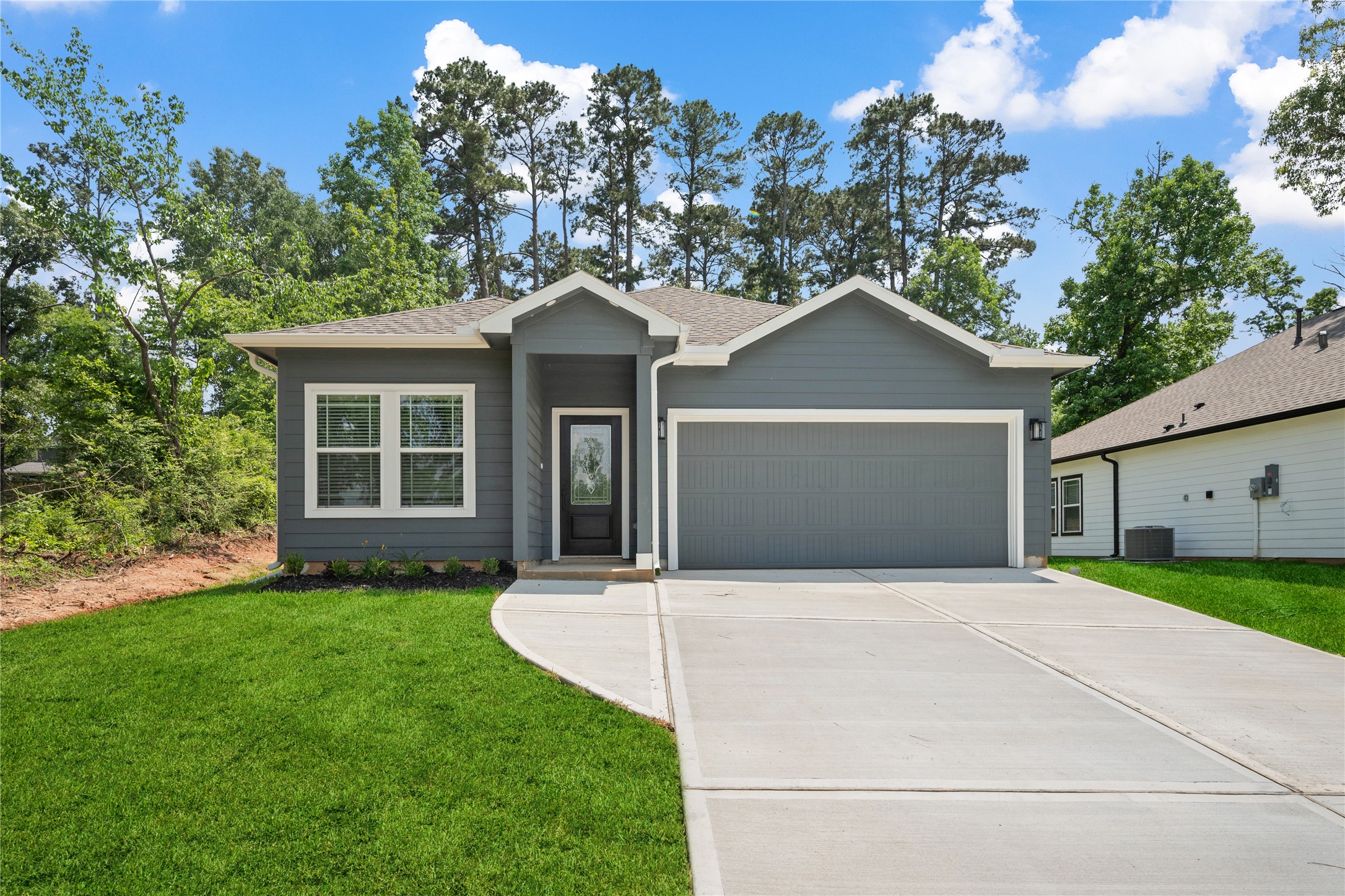 139 Popular Street Property Photo 1