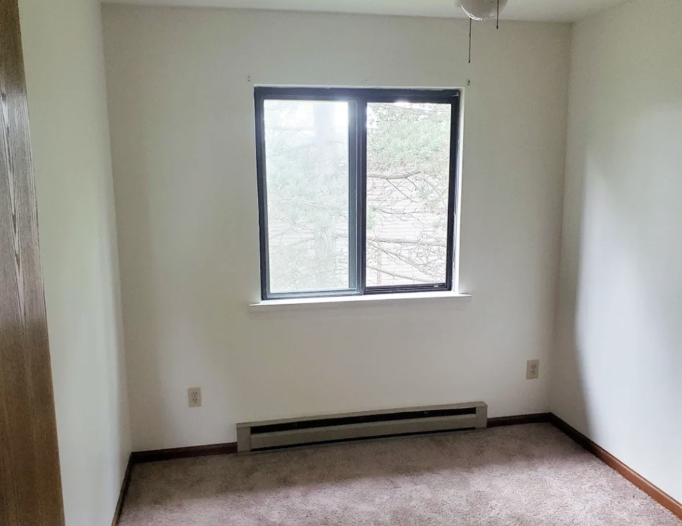 307 Oxford Property Photo 9