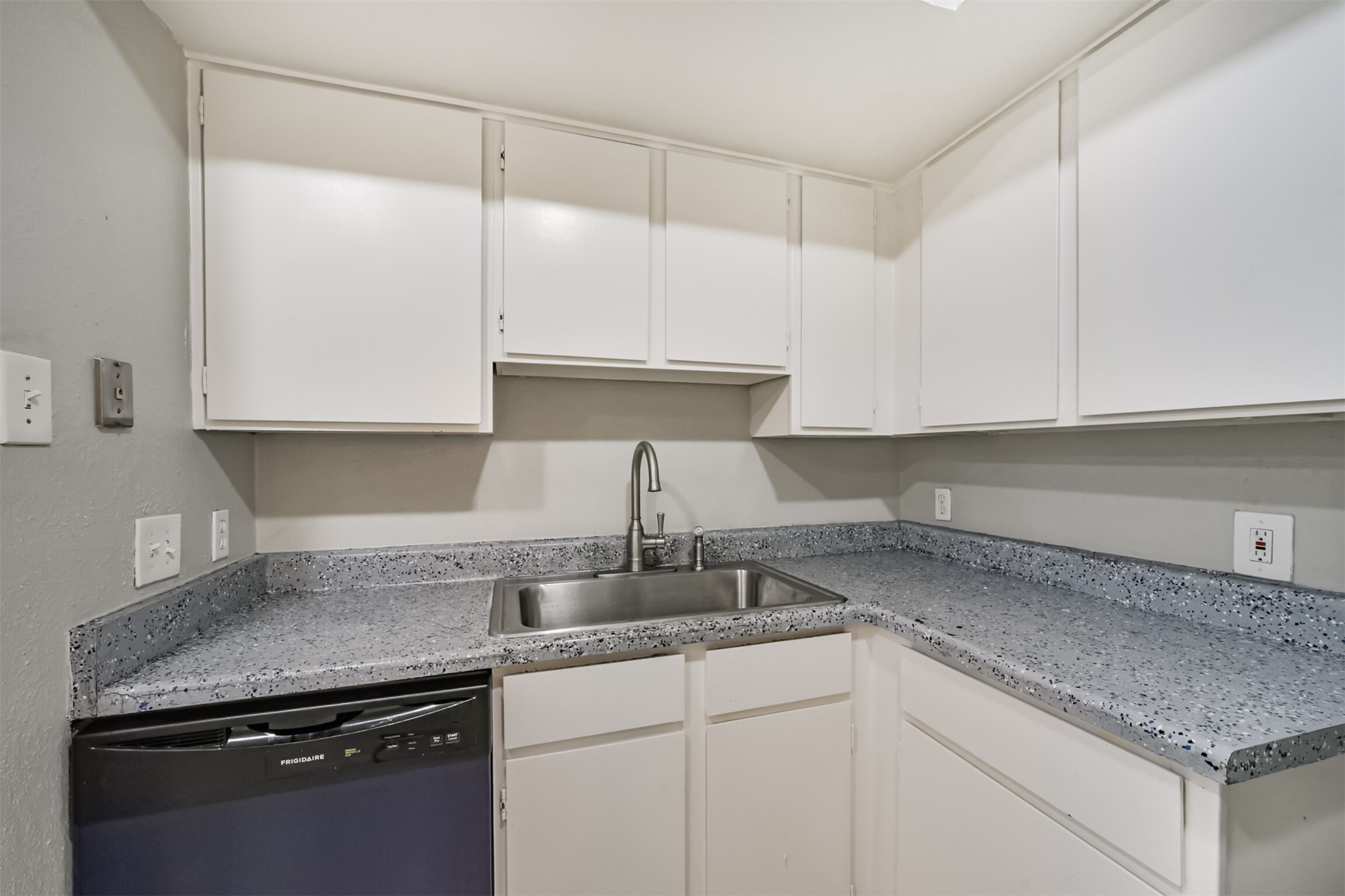10811 Richmond Avenue 65 Property Photo 16