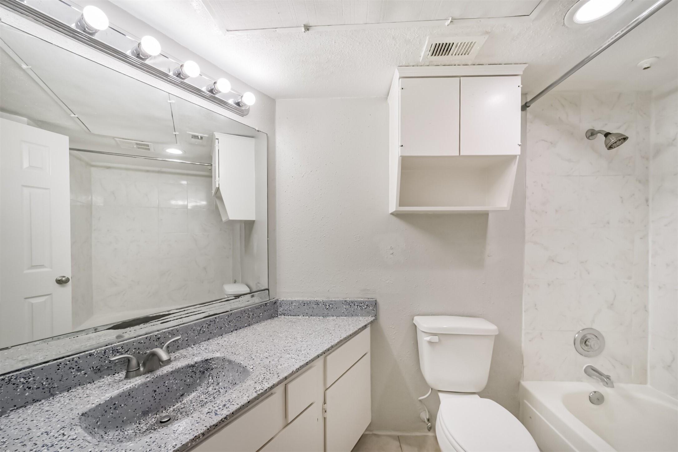 10811 Richmond Avenue 65 Property Photo 20