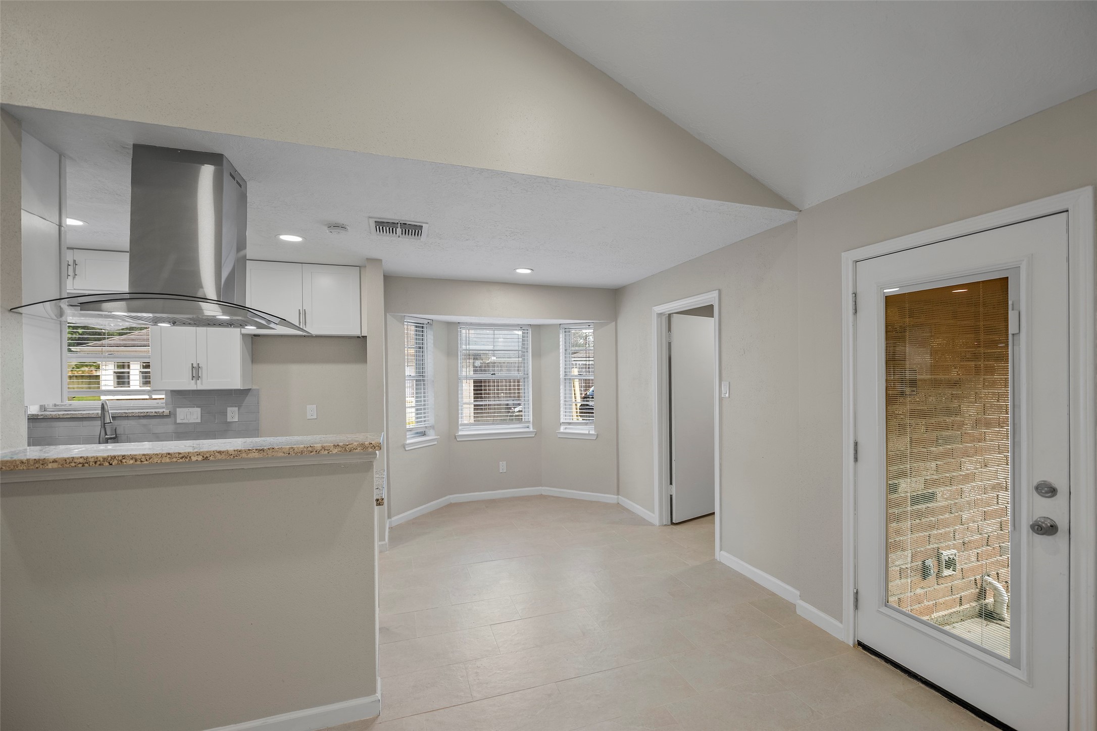 1015 Rock Canyon Drive Property Photo 11