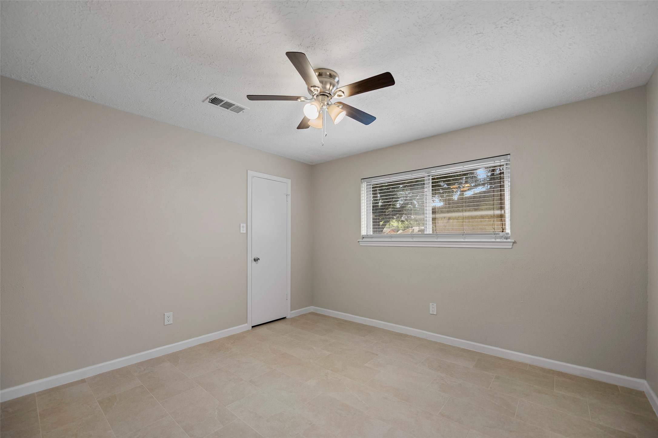 1015 Rock Canyon Drive Property Photo 15