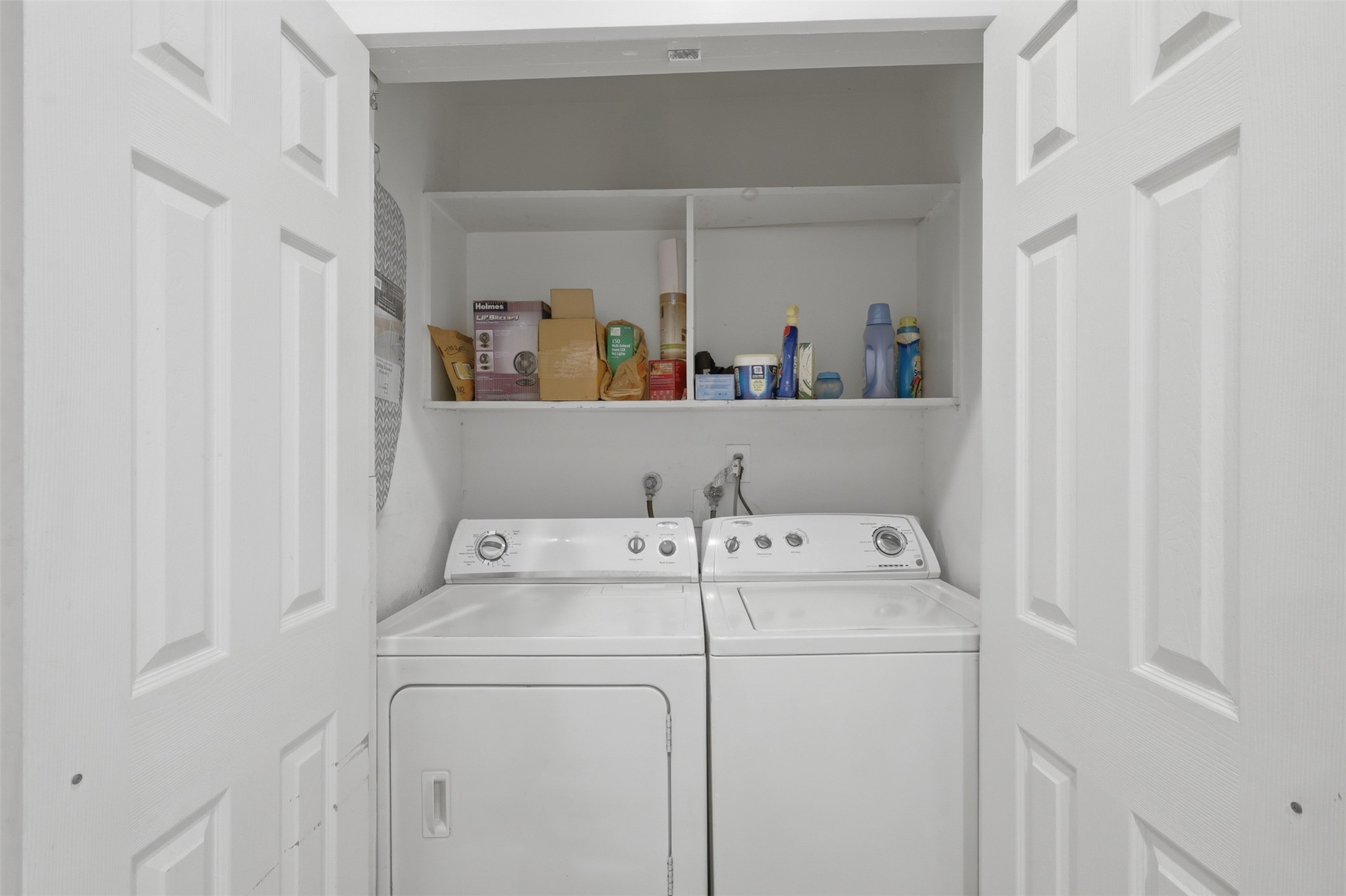 1621 & 1623 W Adoue Street Property Photo 12