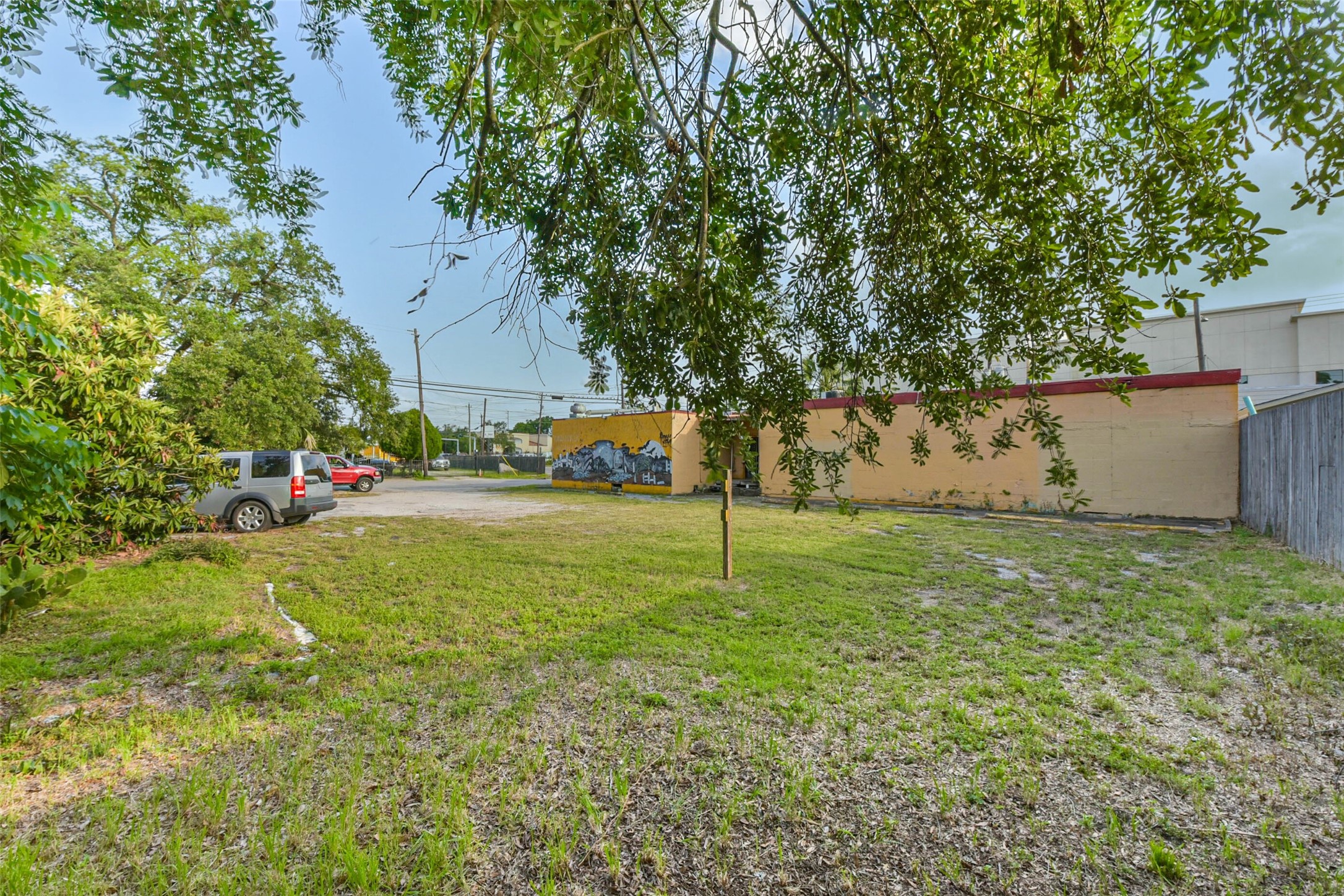 3621 Canal Street Property Photo 9