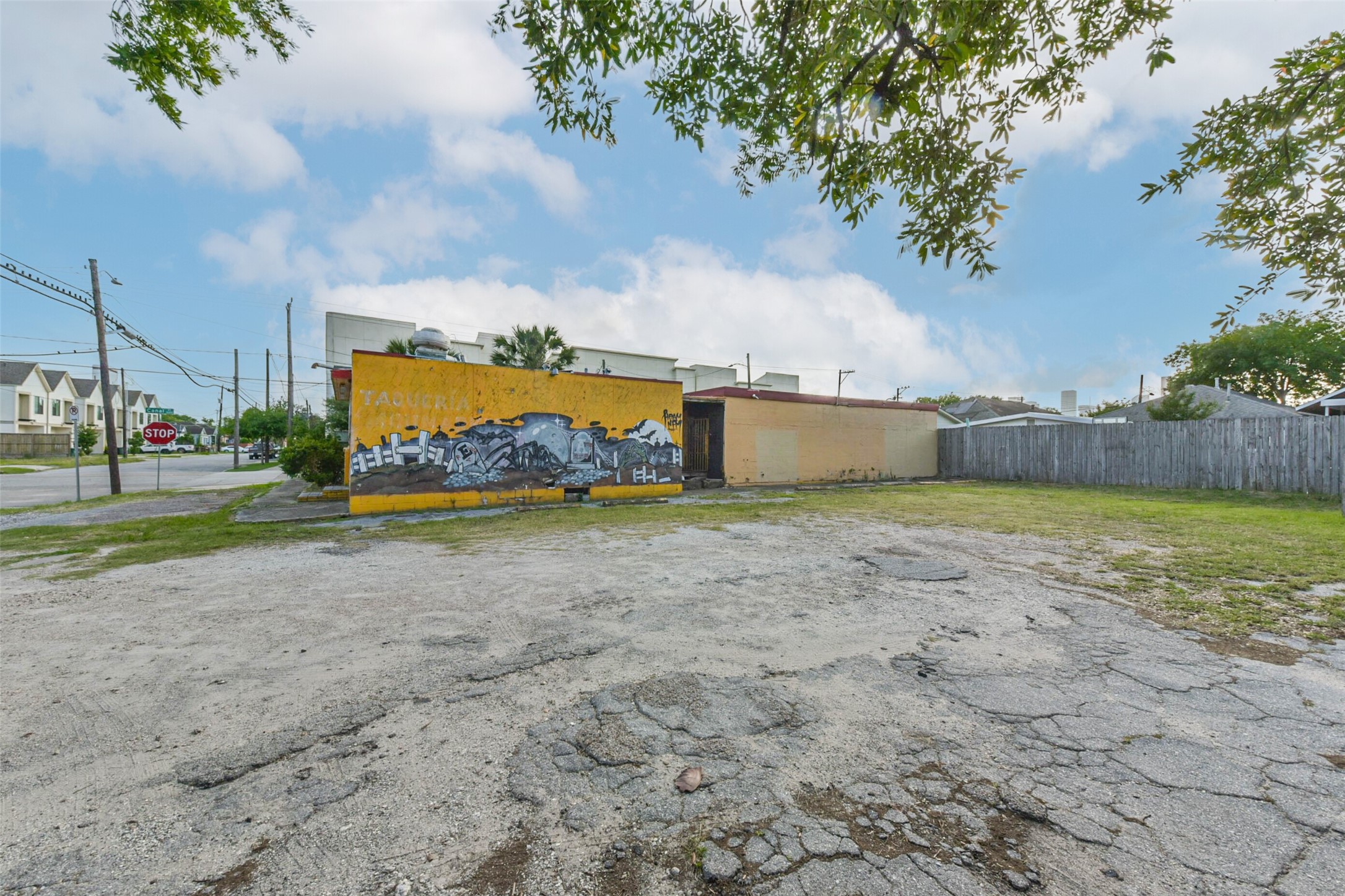 3621 Canal Street Property Photo 12