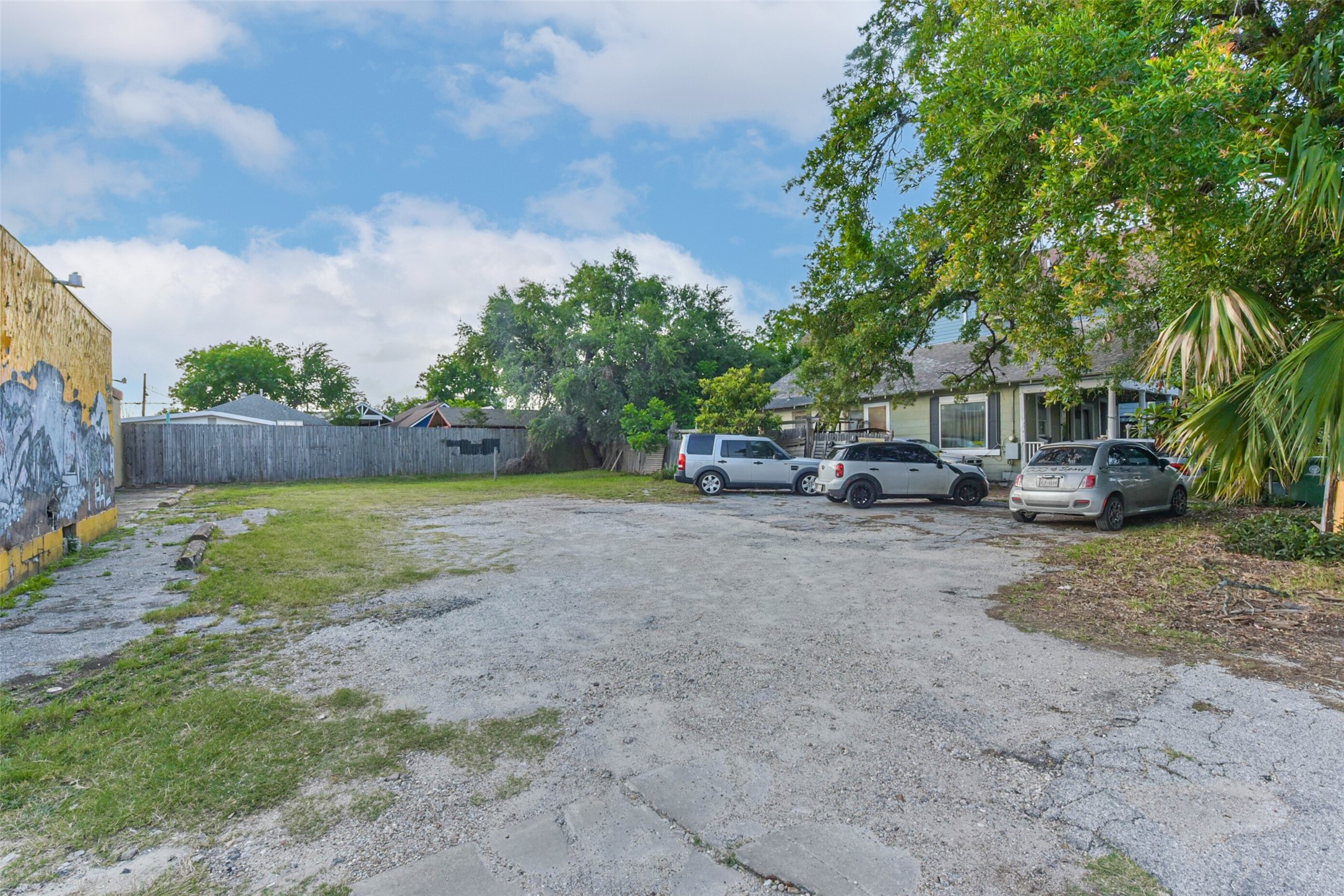 3621 Canal Street Property Photo 14