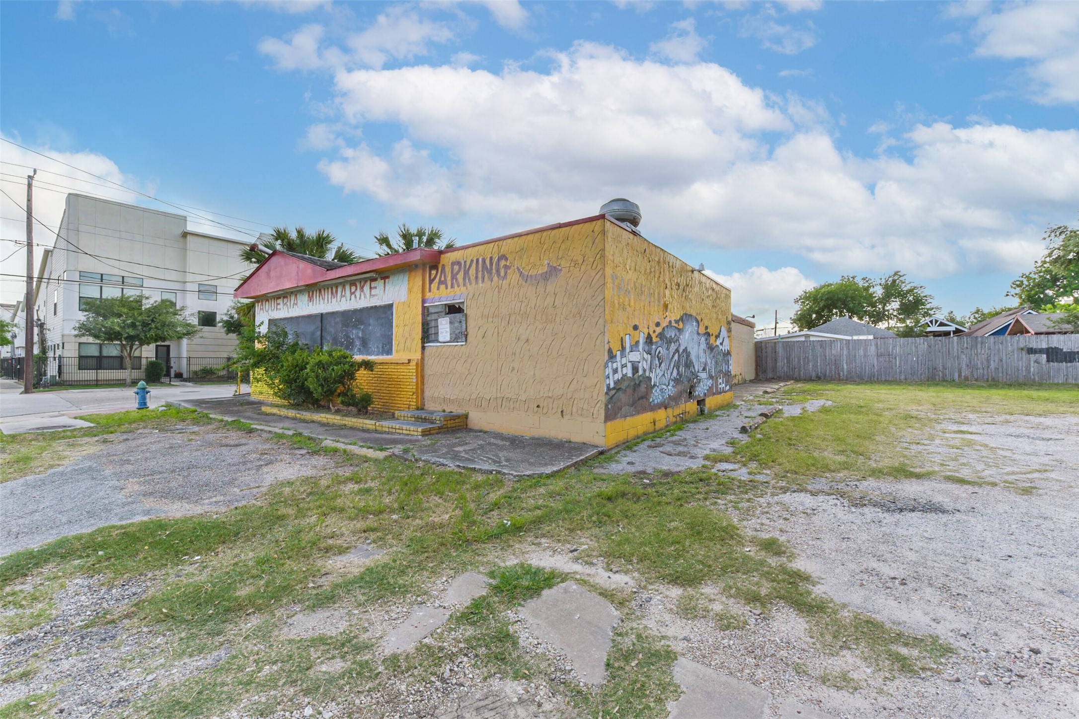 3621 Canal Street Property Photo 15