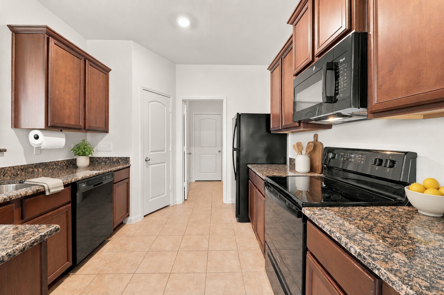 12109 Midship Lane Property Photo 7