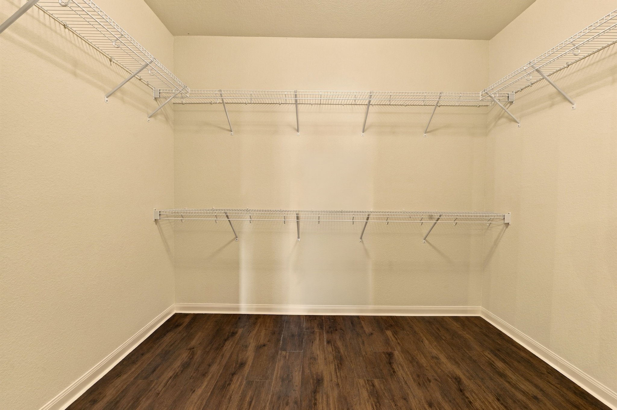12109 Midship Lane Property Photo 14
