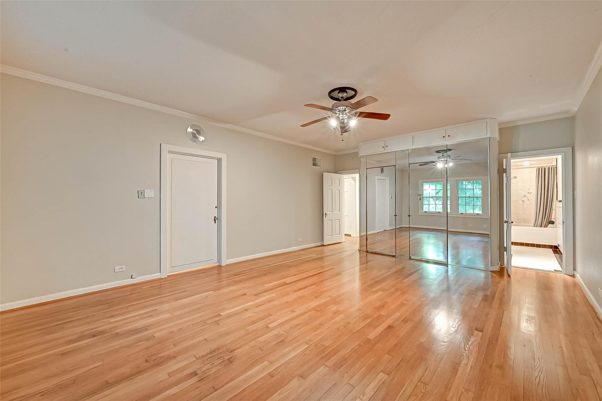 4628 Roseneath Drive Property Photo 9