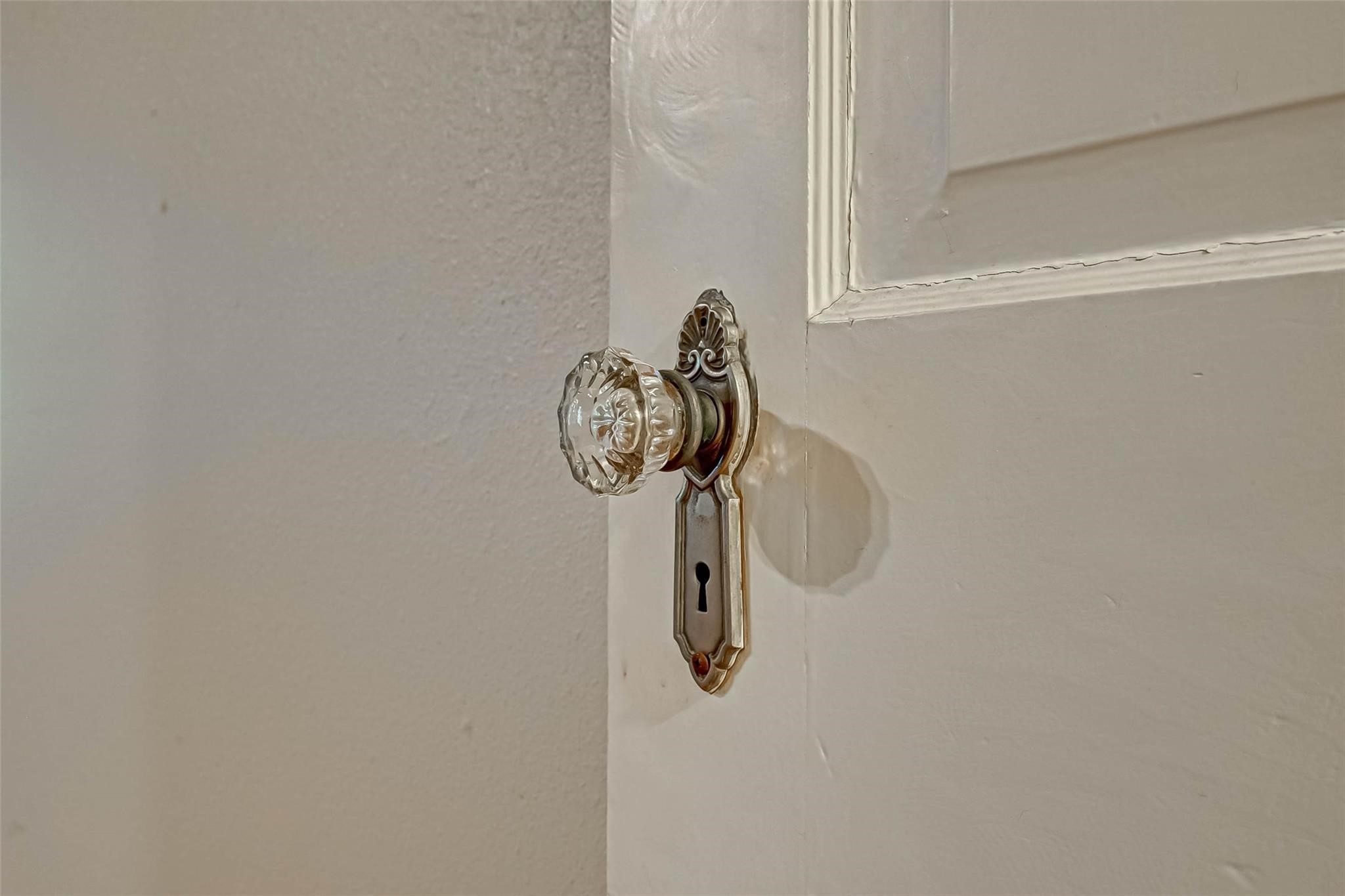 4628 Roseneath Drive Property Photo 11
