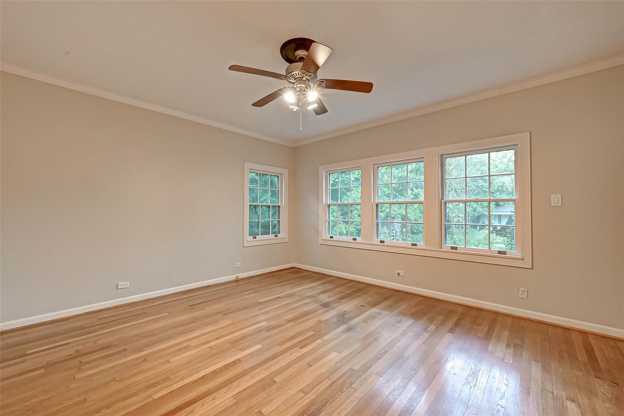 4628 Roseneath Drive Property Photo 12