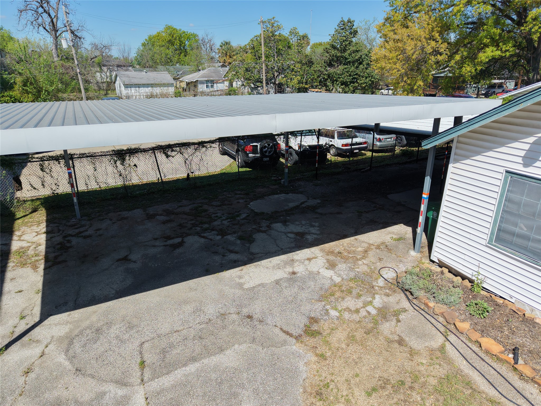 212 Danna Lane Property Photo 2