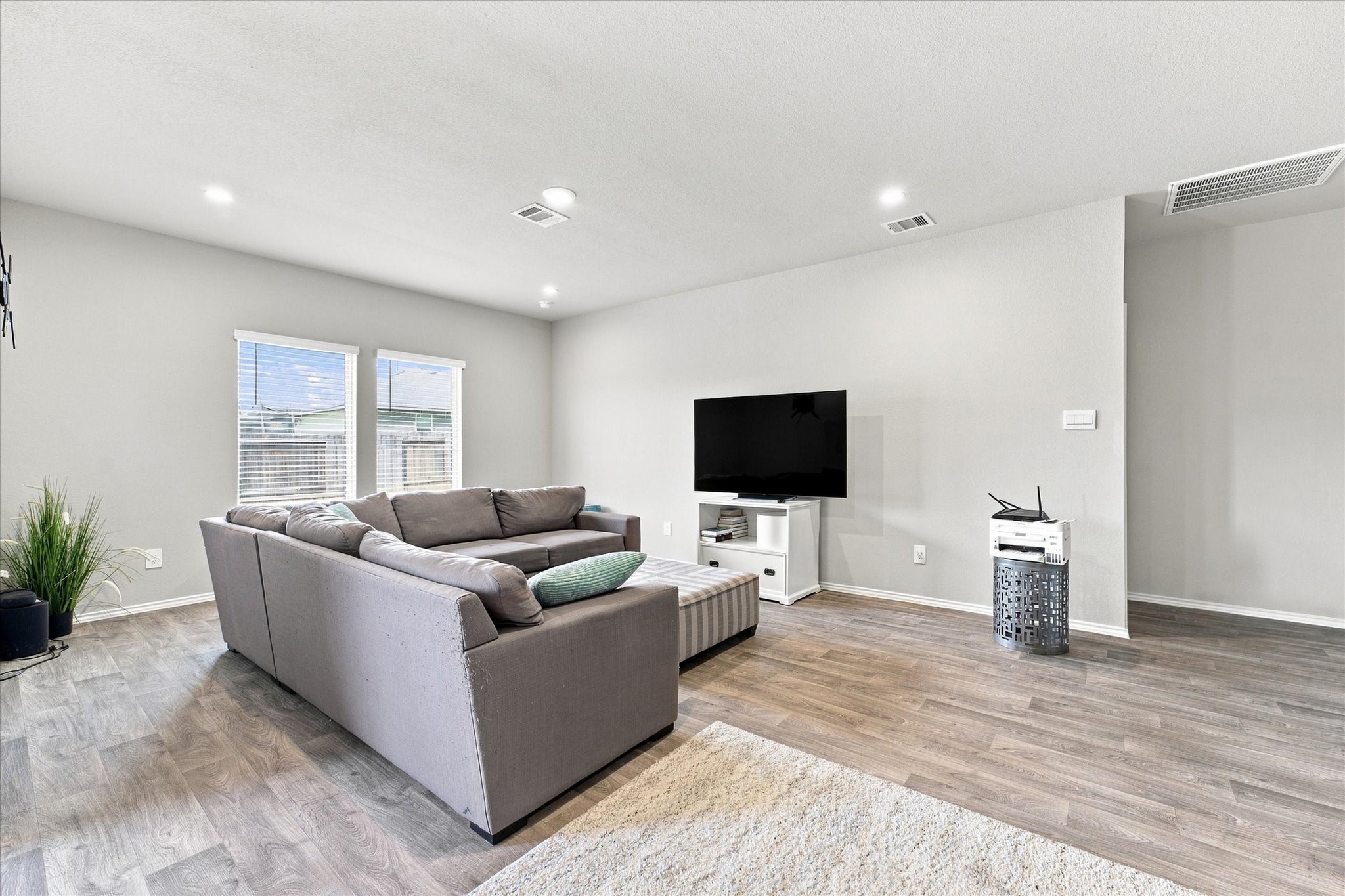 15038 Eastern Wood Road Property Photo 8