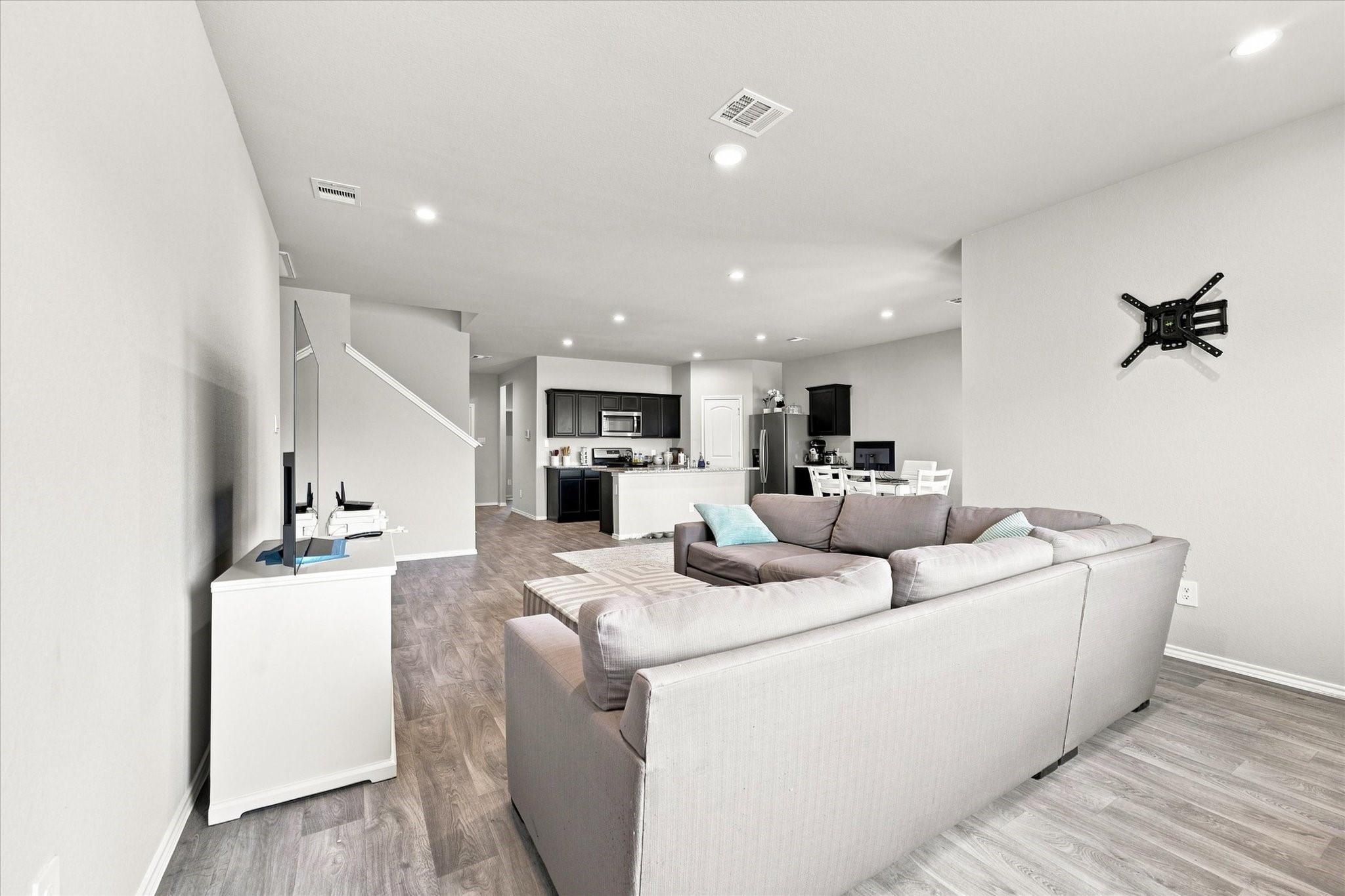 15038 Eastern Wood Road Property Photo 10