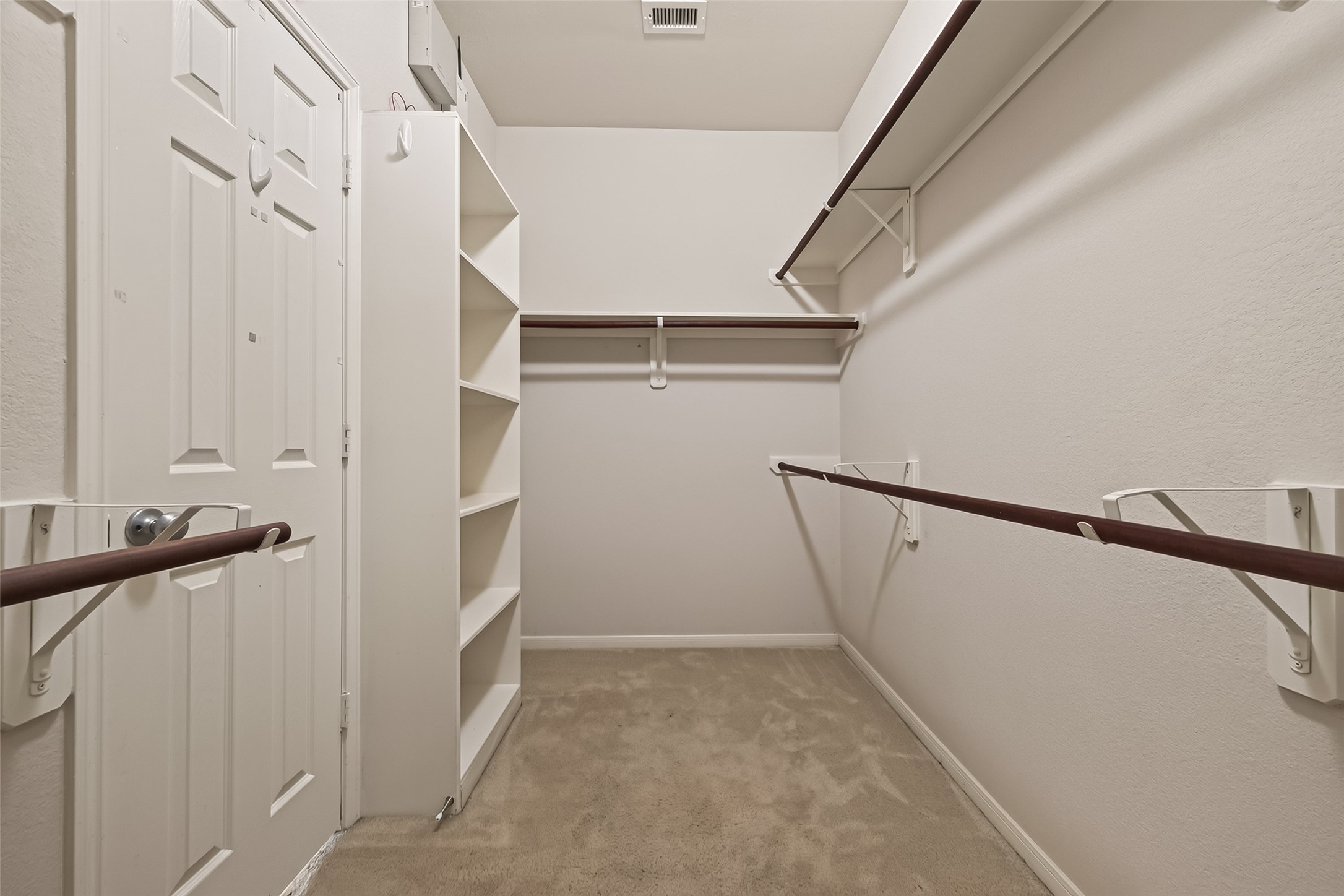 9118 Cavalier Lane Property Photo 35