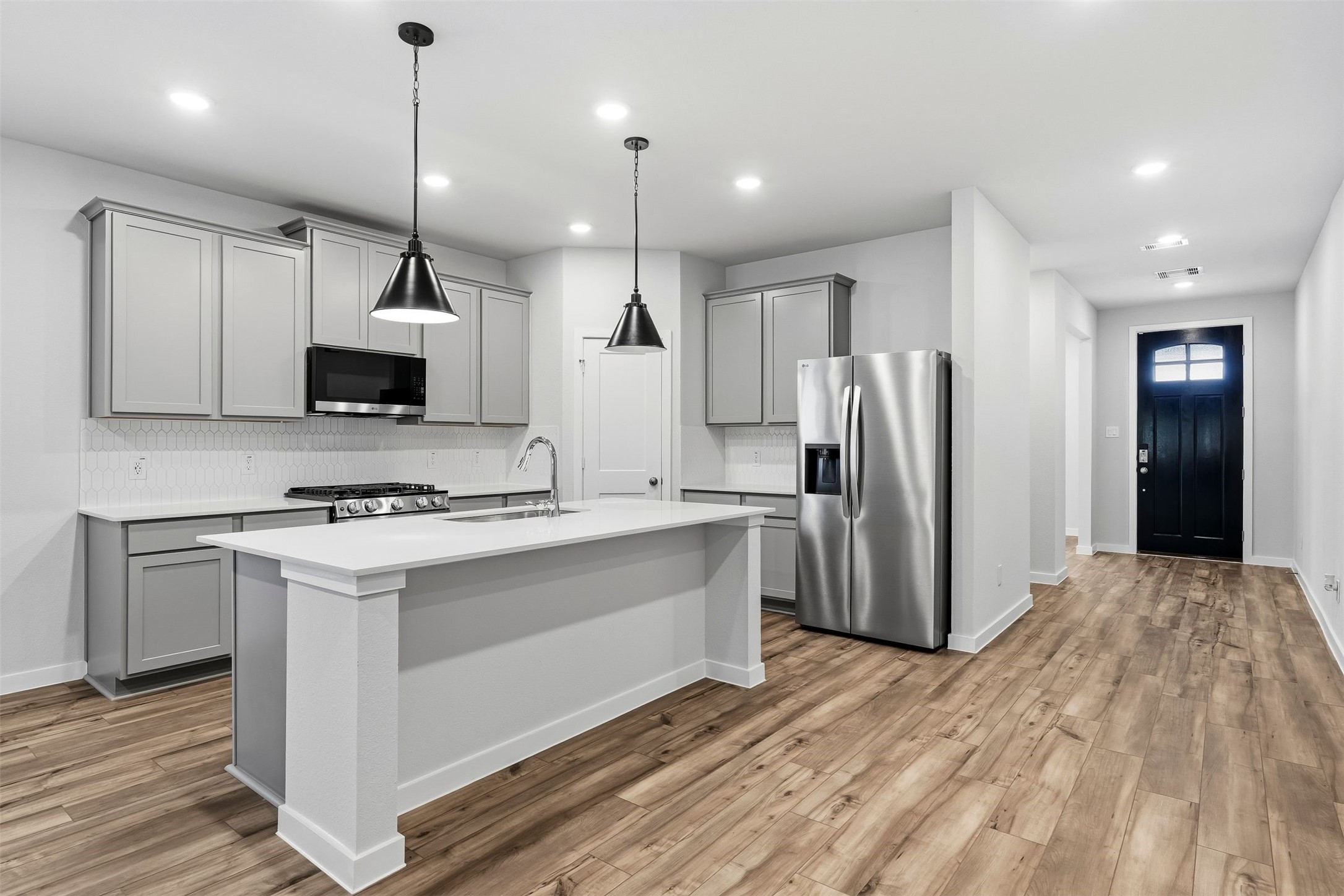 8531 Light Rail Drive Property Photo 8