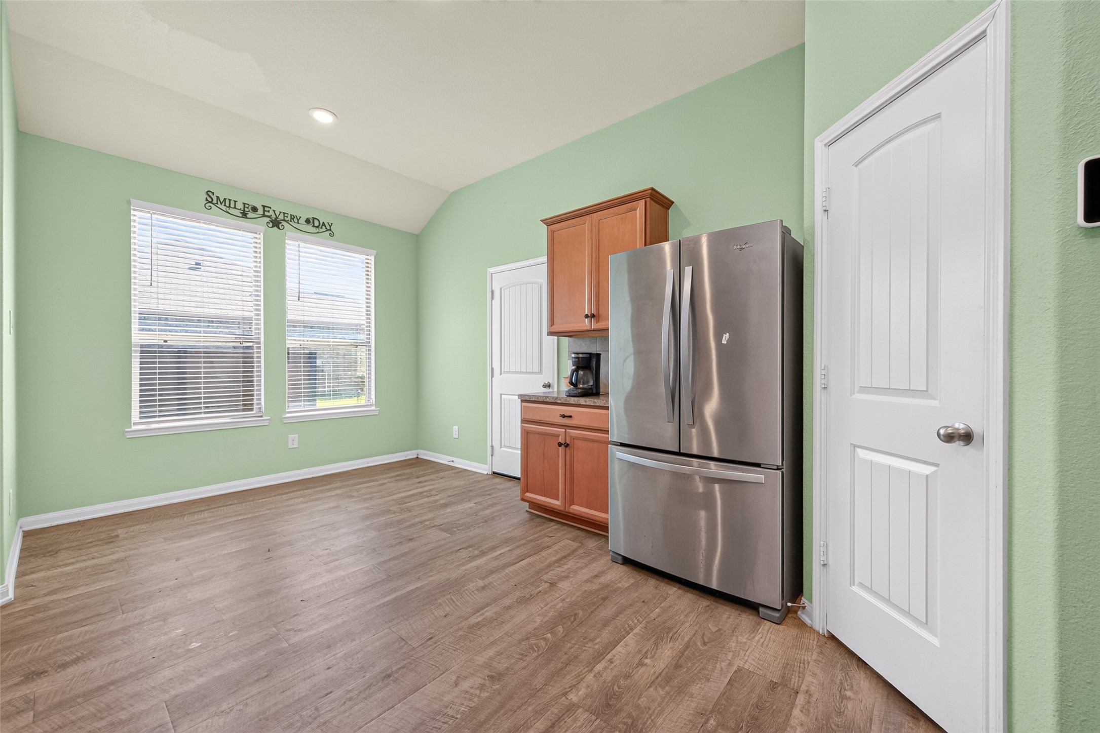 6169 White Oak Leaf Loop Property Photo 9