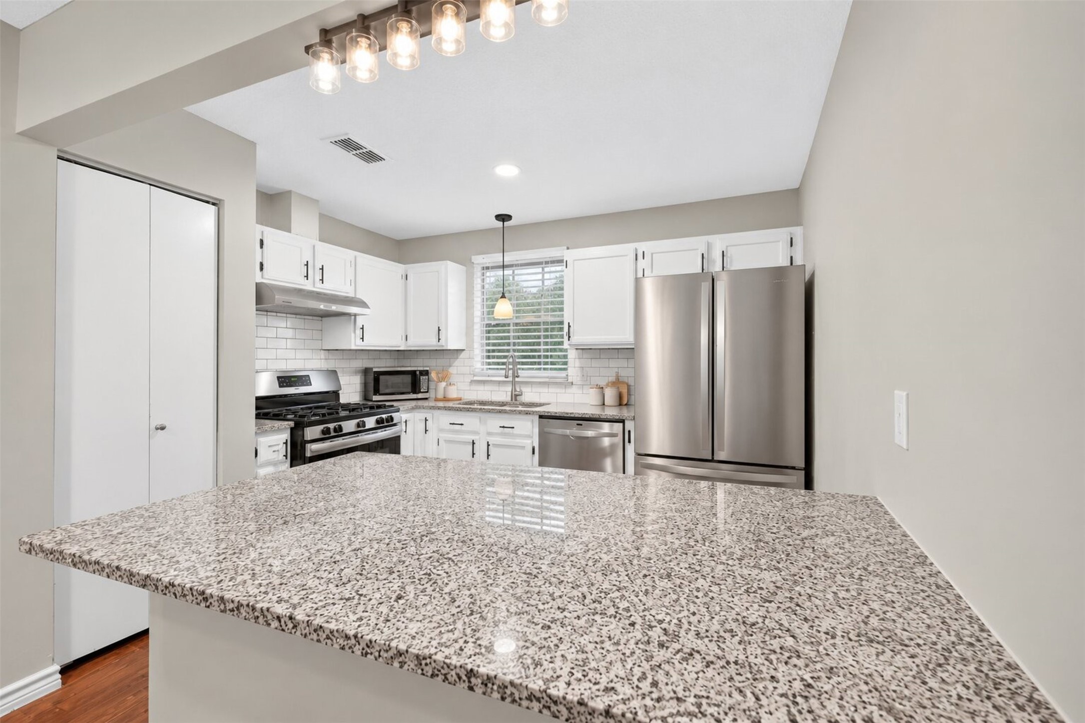 18046 Garden Manor Drive Property Photo 7