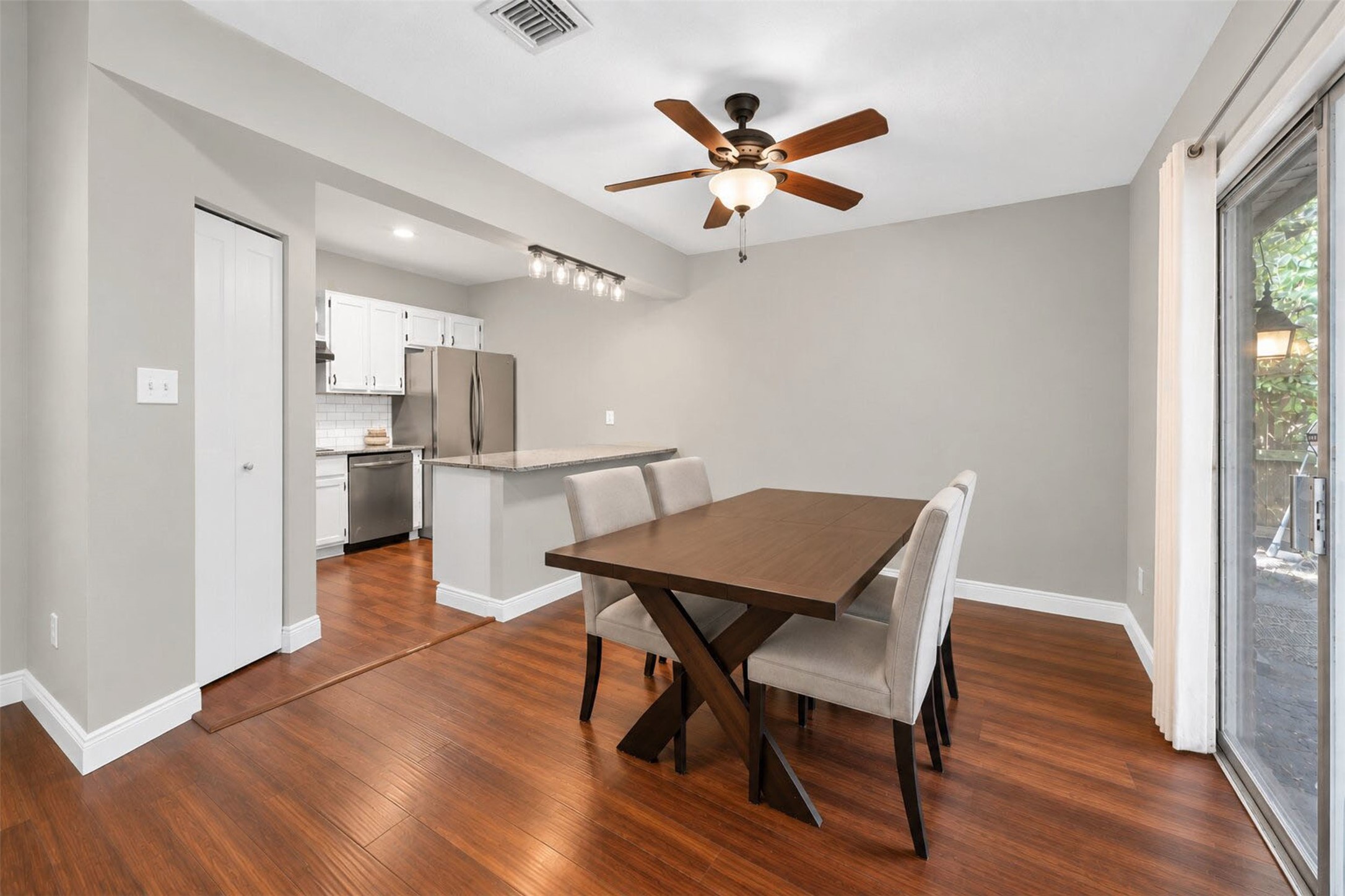 18046 Garden Manor Drive Property Photo 14