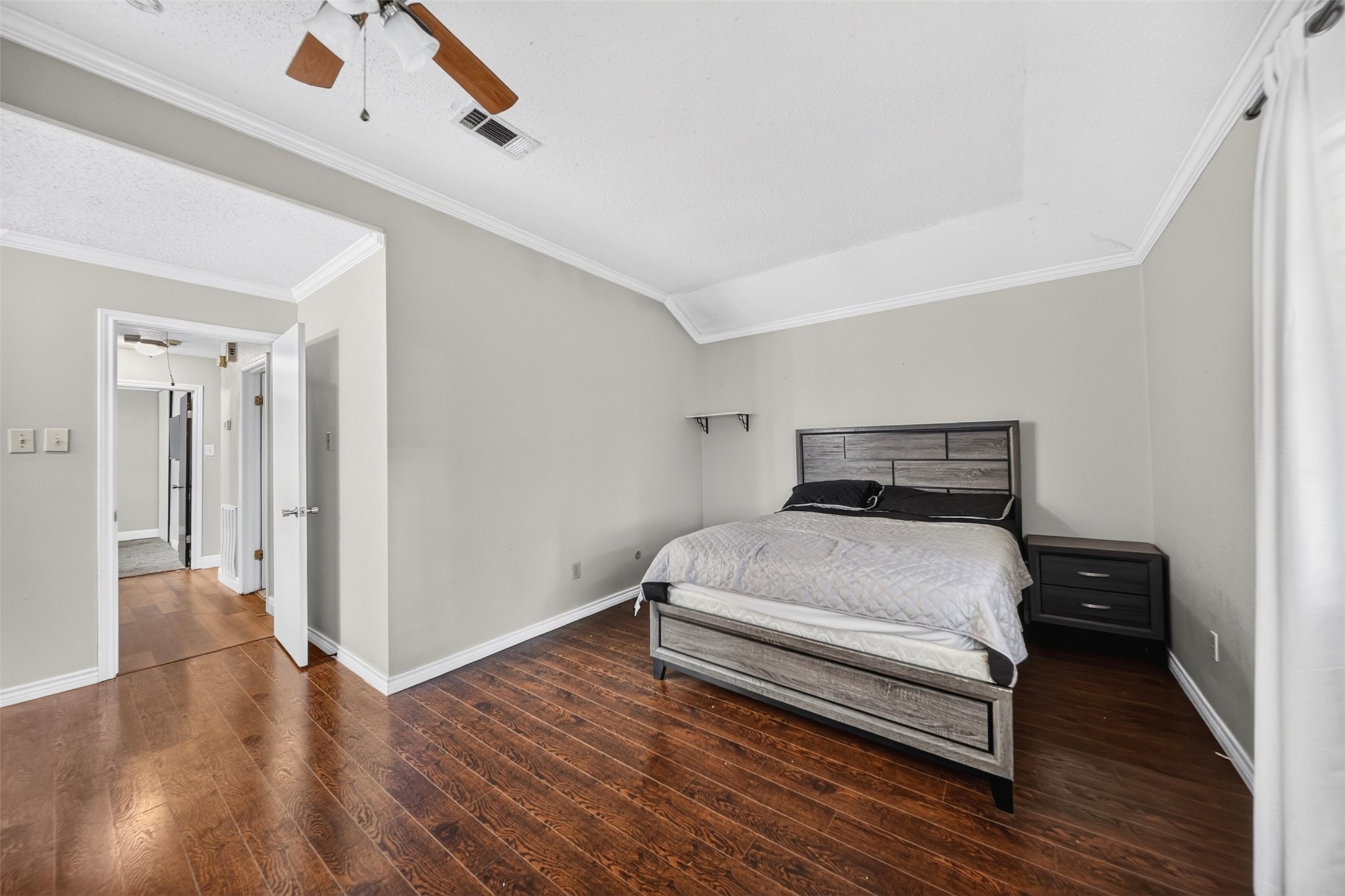 18046 Garden Manor Drive Property Photo 20