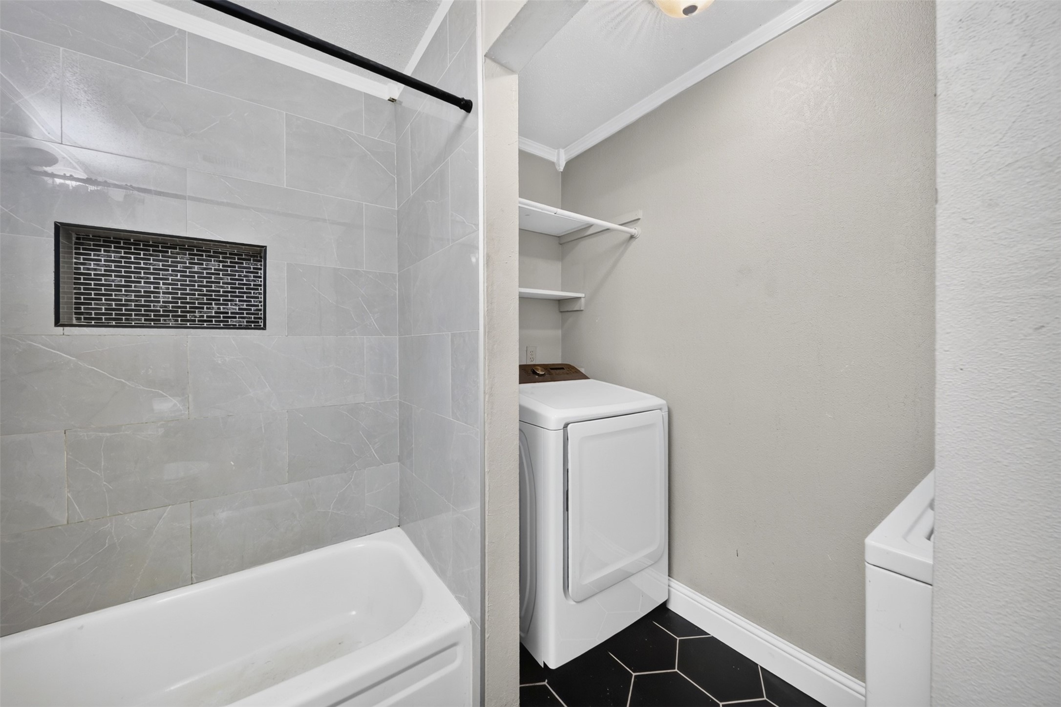 18046 Garden Manor Drive Property Photo 25