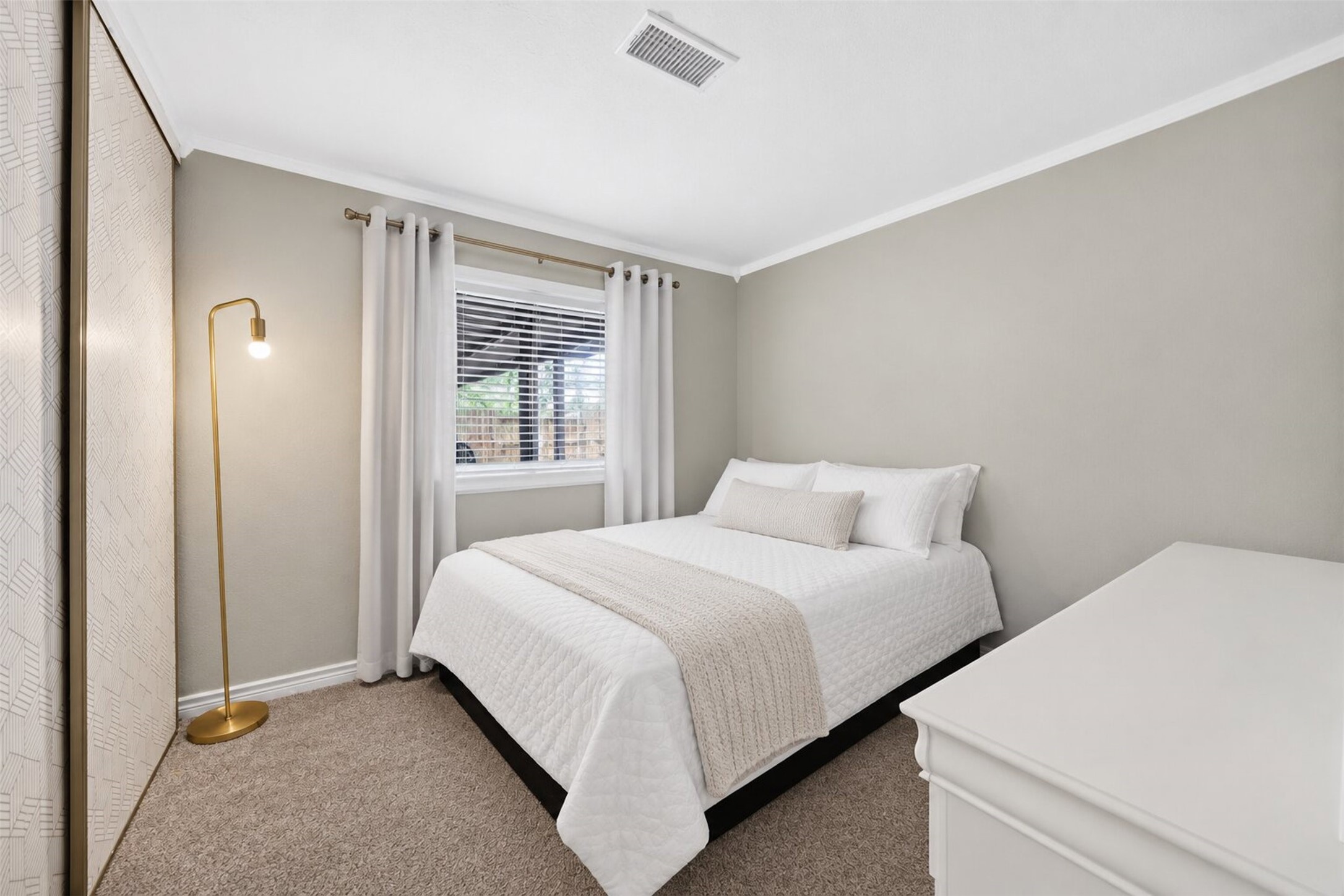 18046 Garden Manor Drive Property Photo 26