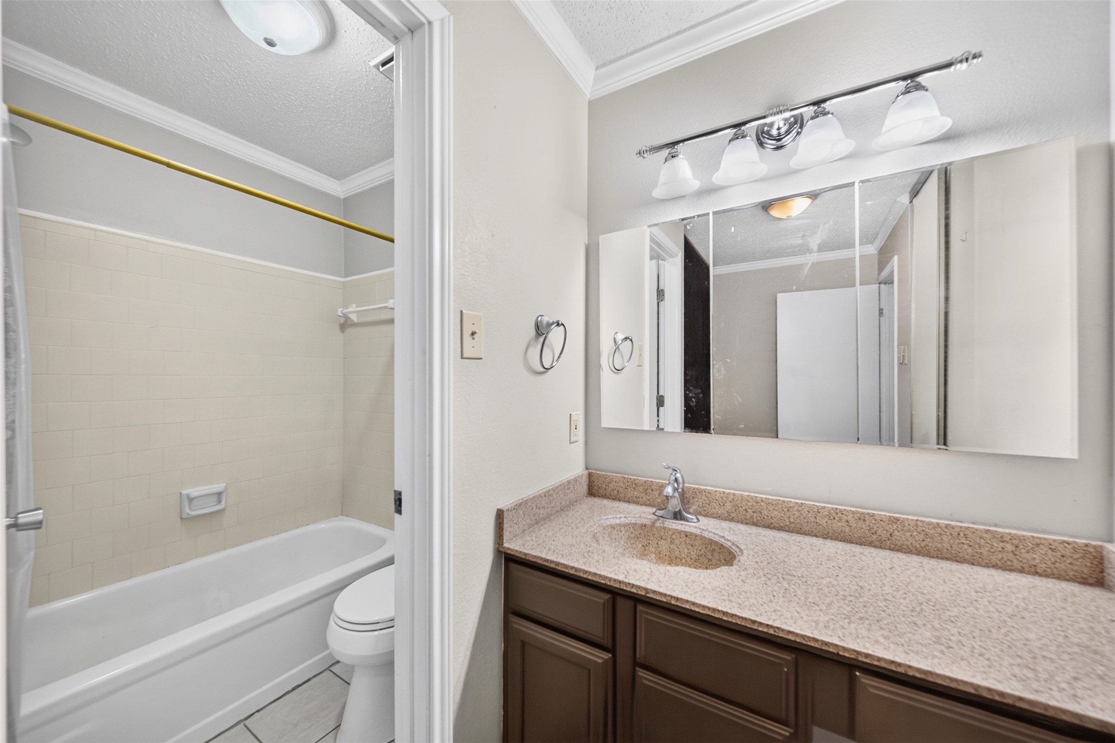 18046 Garden Manor Drive Property Photo 31