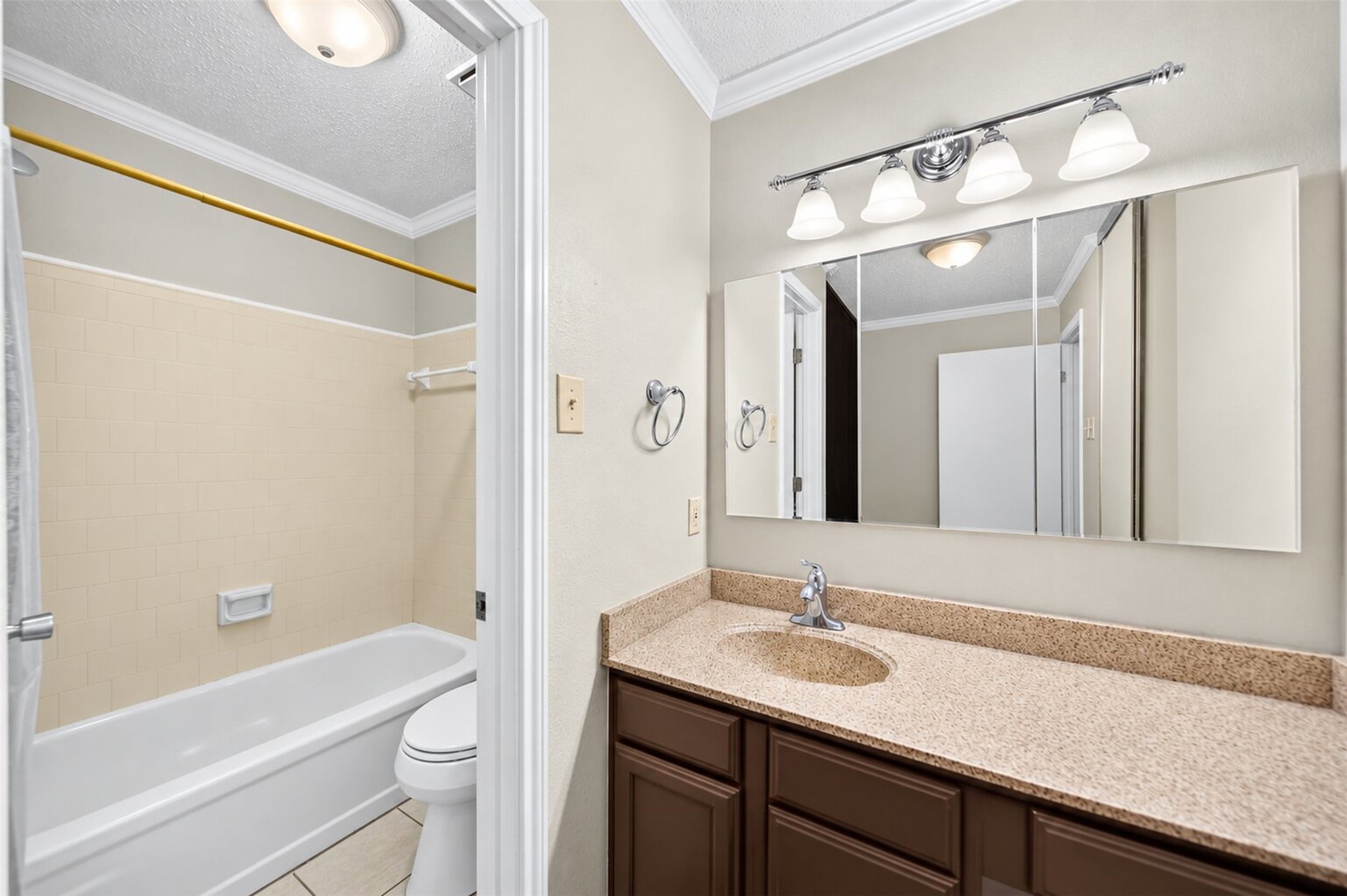 18046 Garden Manor Drive Property Photo 32