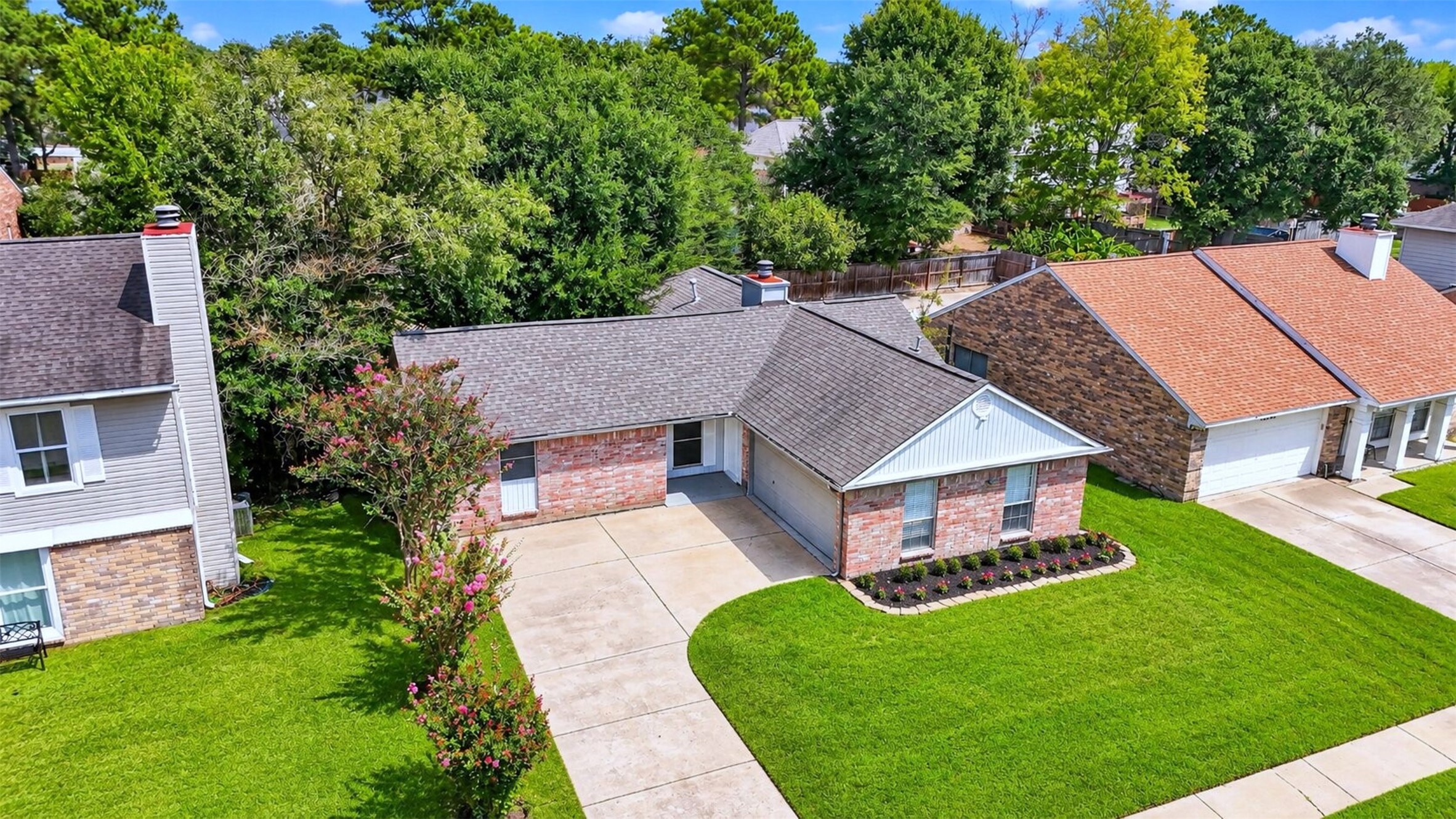 18046 Garden Manor Drive Property Photo 33