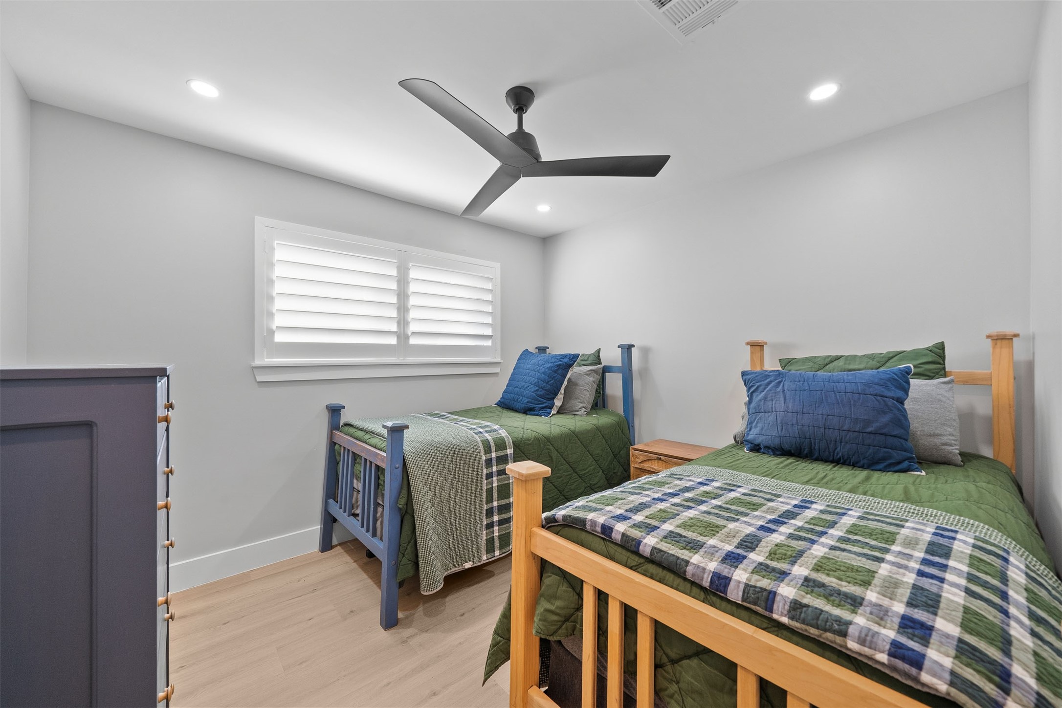2319 Elmgate Drive Property Photo 28