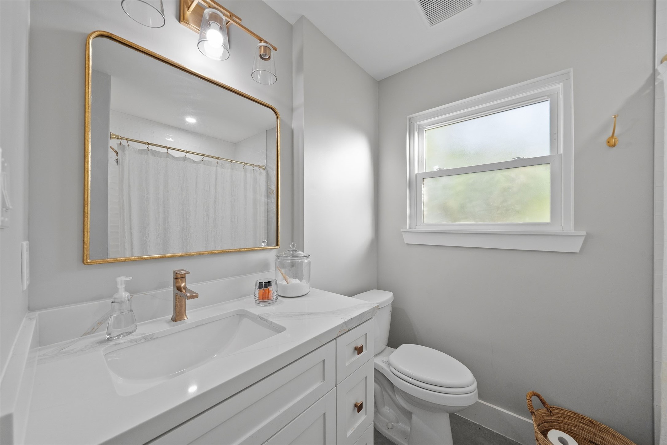 2319 Elmgate Drive Property Photo 33