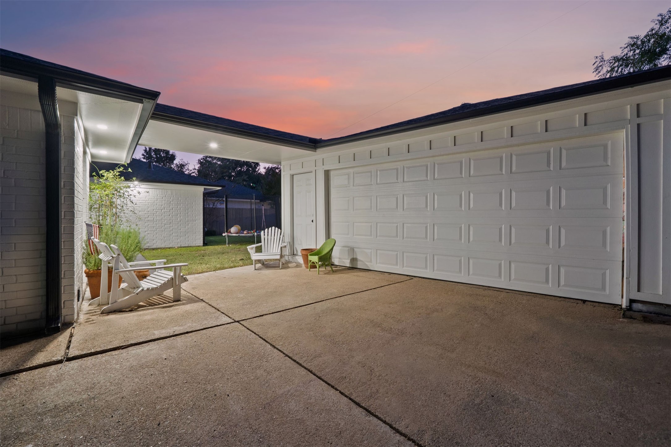 2319 Elmgate Drive Property Photo 41