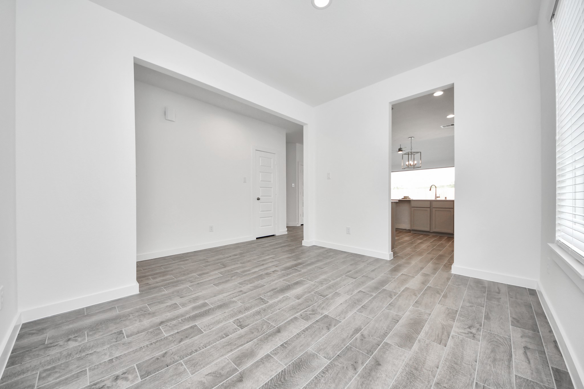25418 Cove Bend Way Property Photo 6