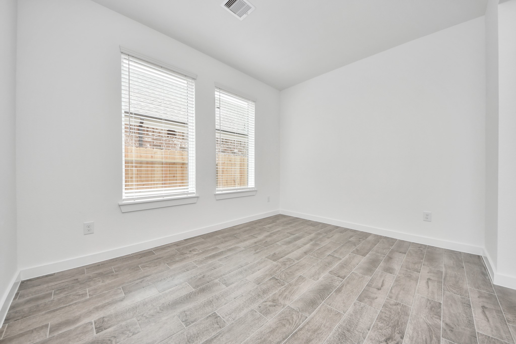 25418 Cove Bend Way Property Photo 7