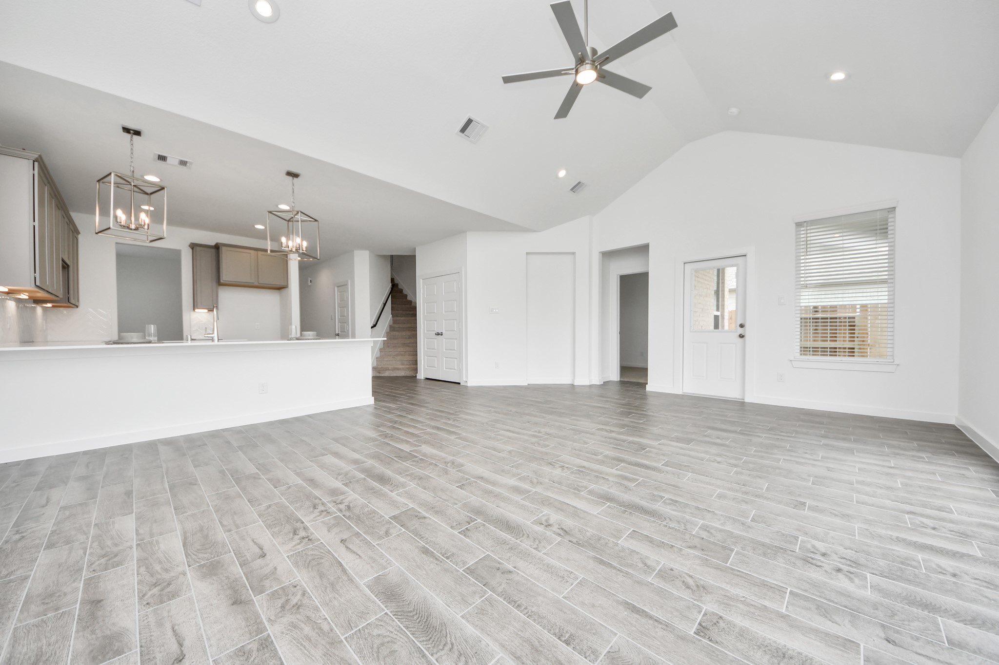 25418 Cove Bend Way Property Photo 16