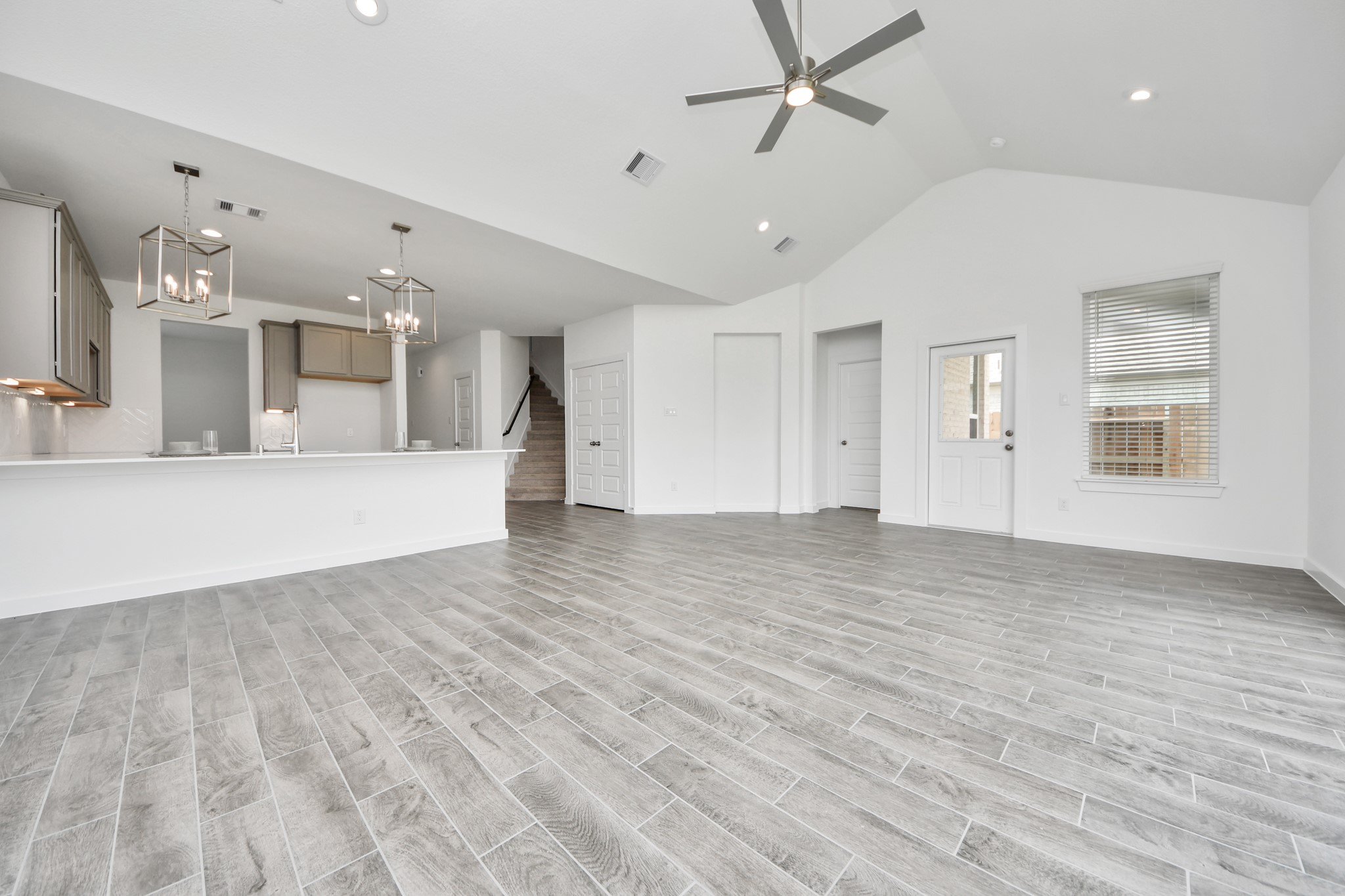 25418 Cove Bend Way Property Photo 17