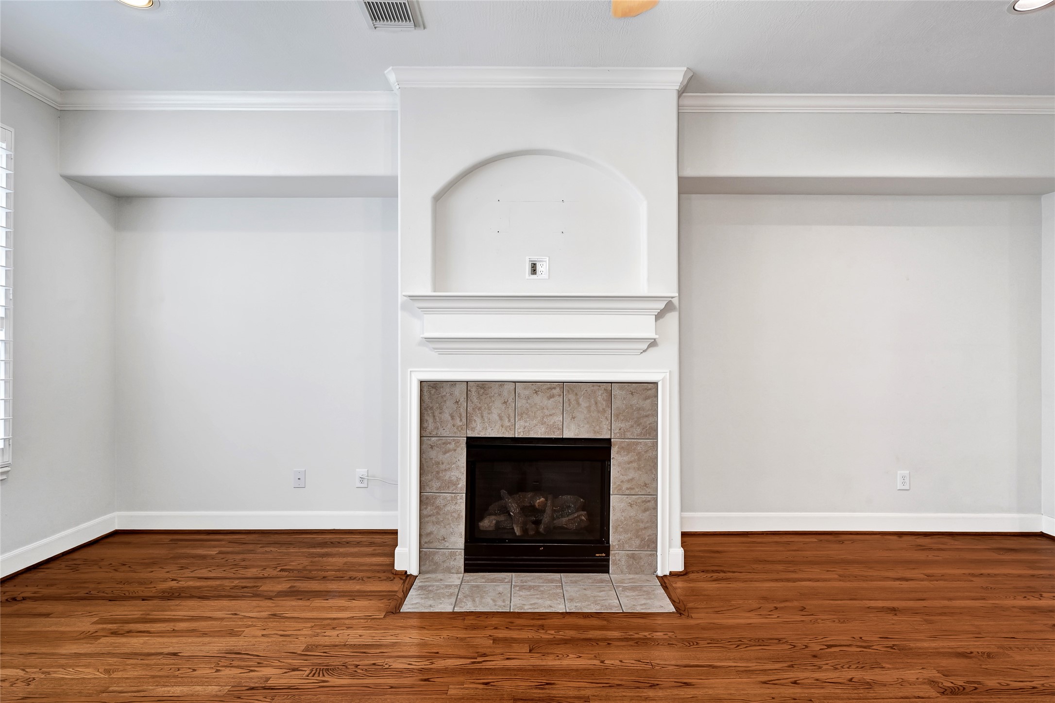 503 Roy Street B Property Photo 13