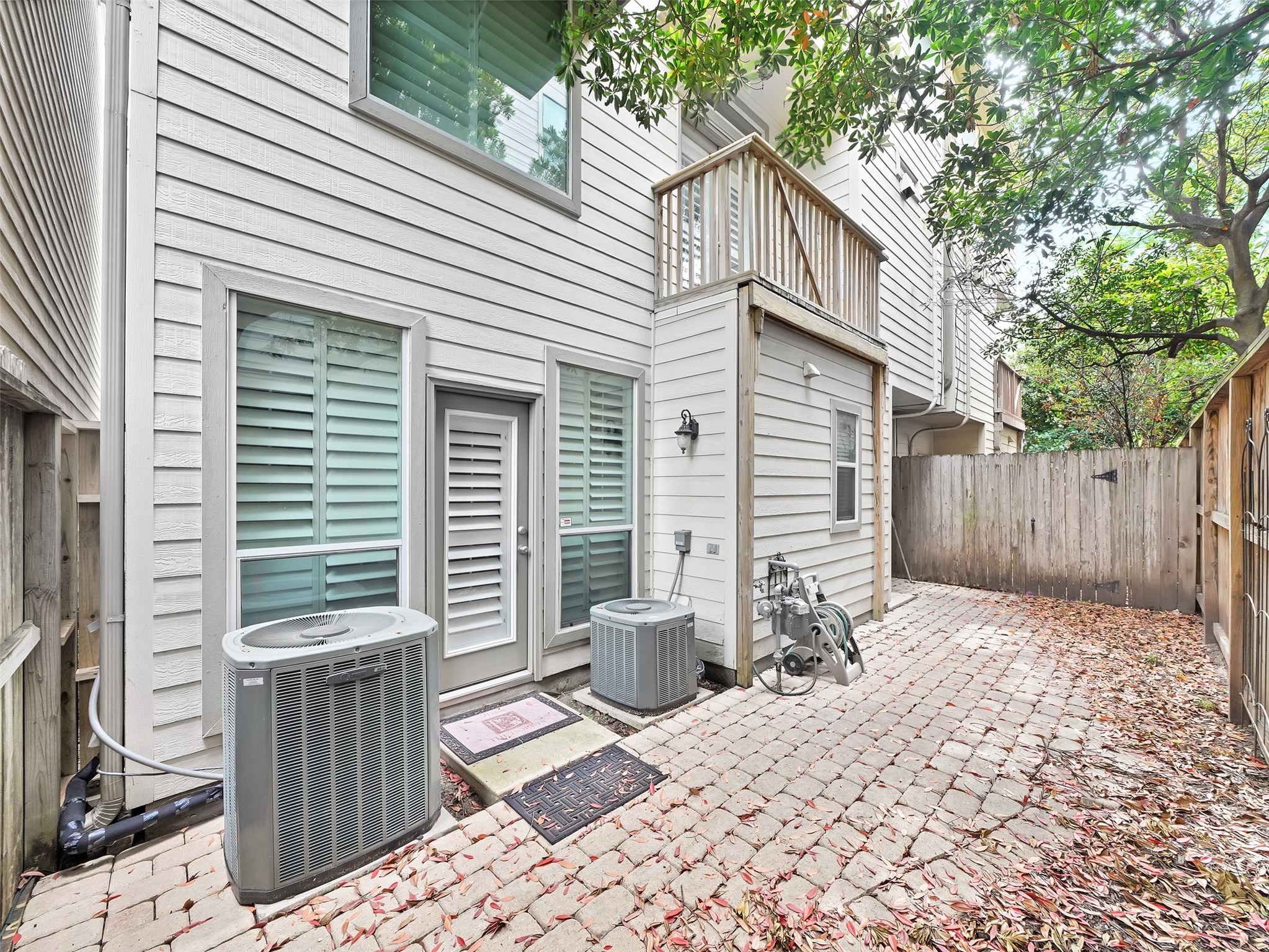 503 Roy Street B Property Photo 24